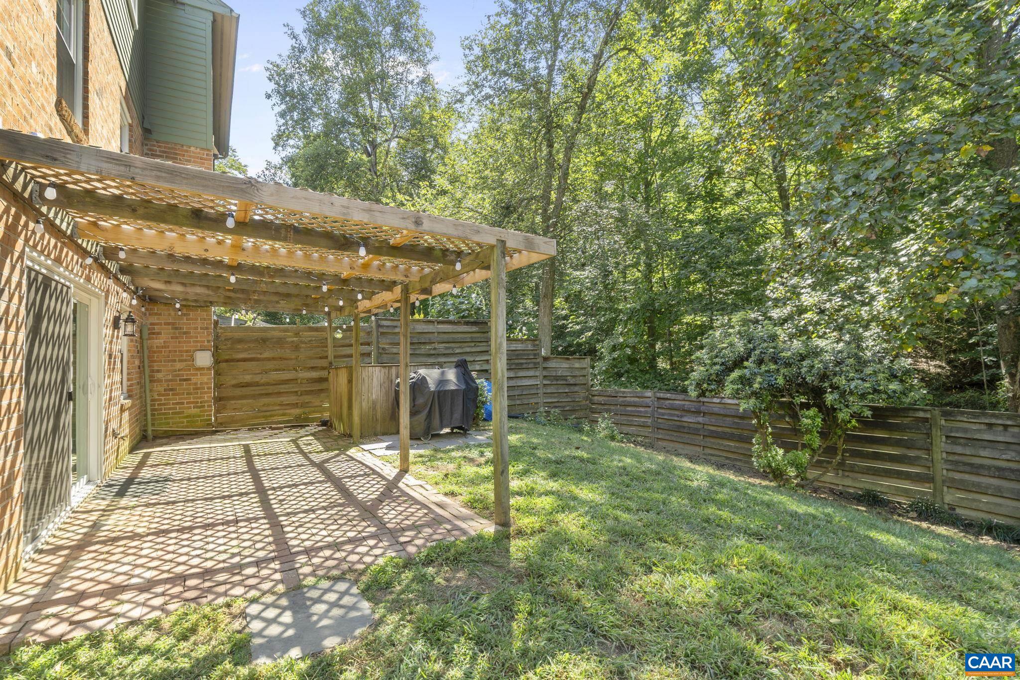 GEORGETOWN GREEN - Residential