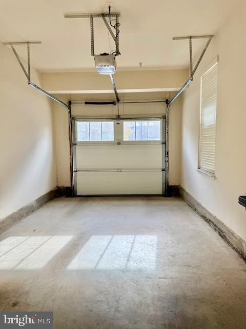 BELMONT BAY - Residential Lease