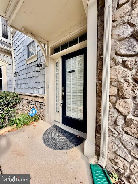 BELMONT BAY - Residential Lease