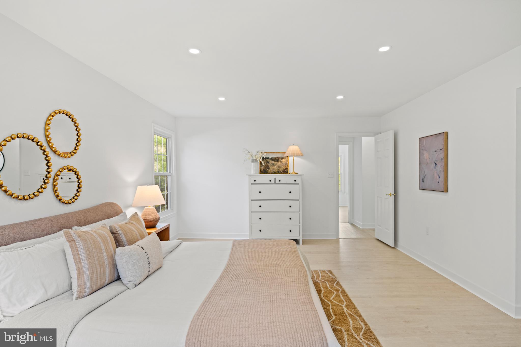 HUNTERS TRACE - Residential