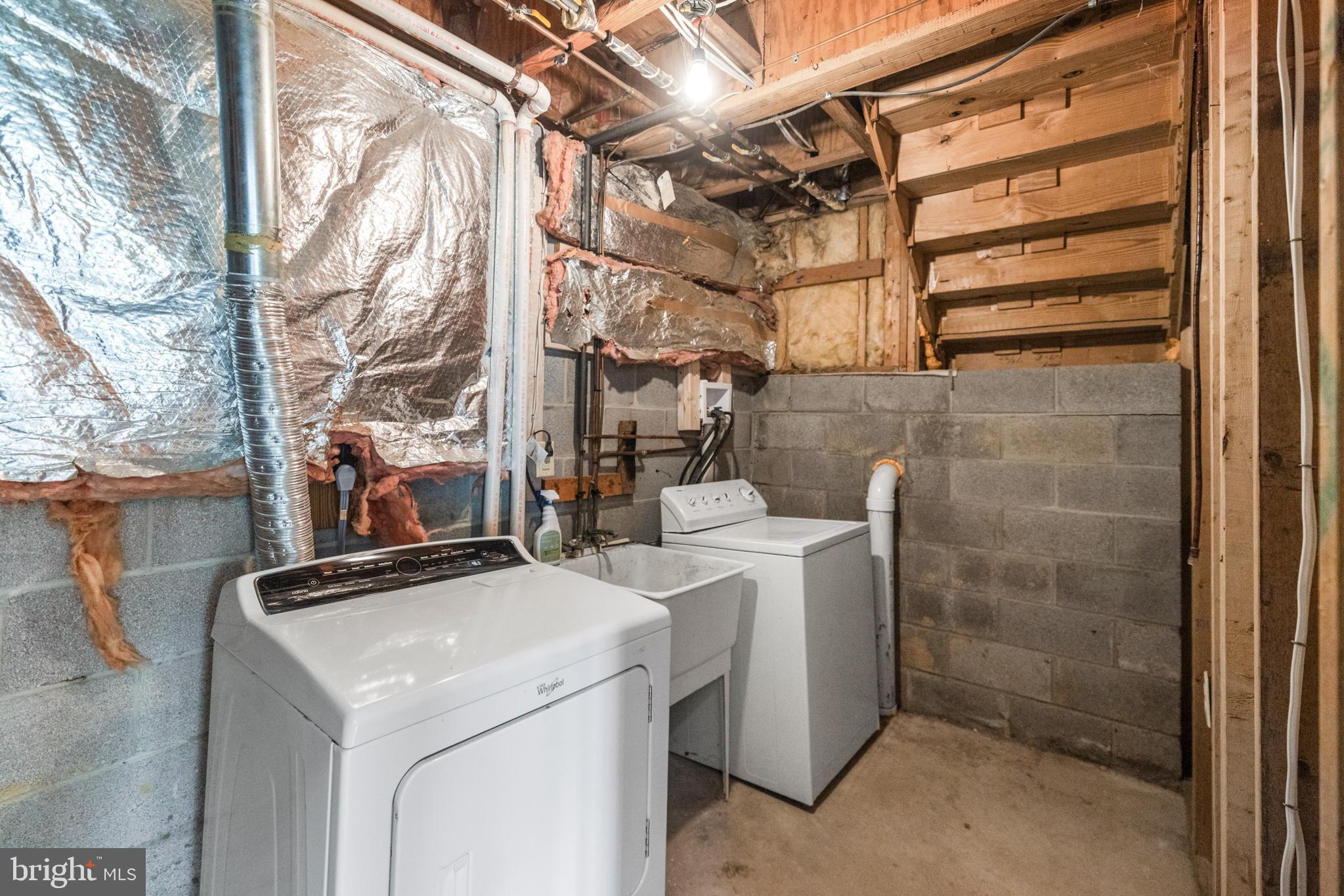 HUNTERS TRACE - Residential