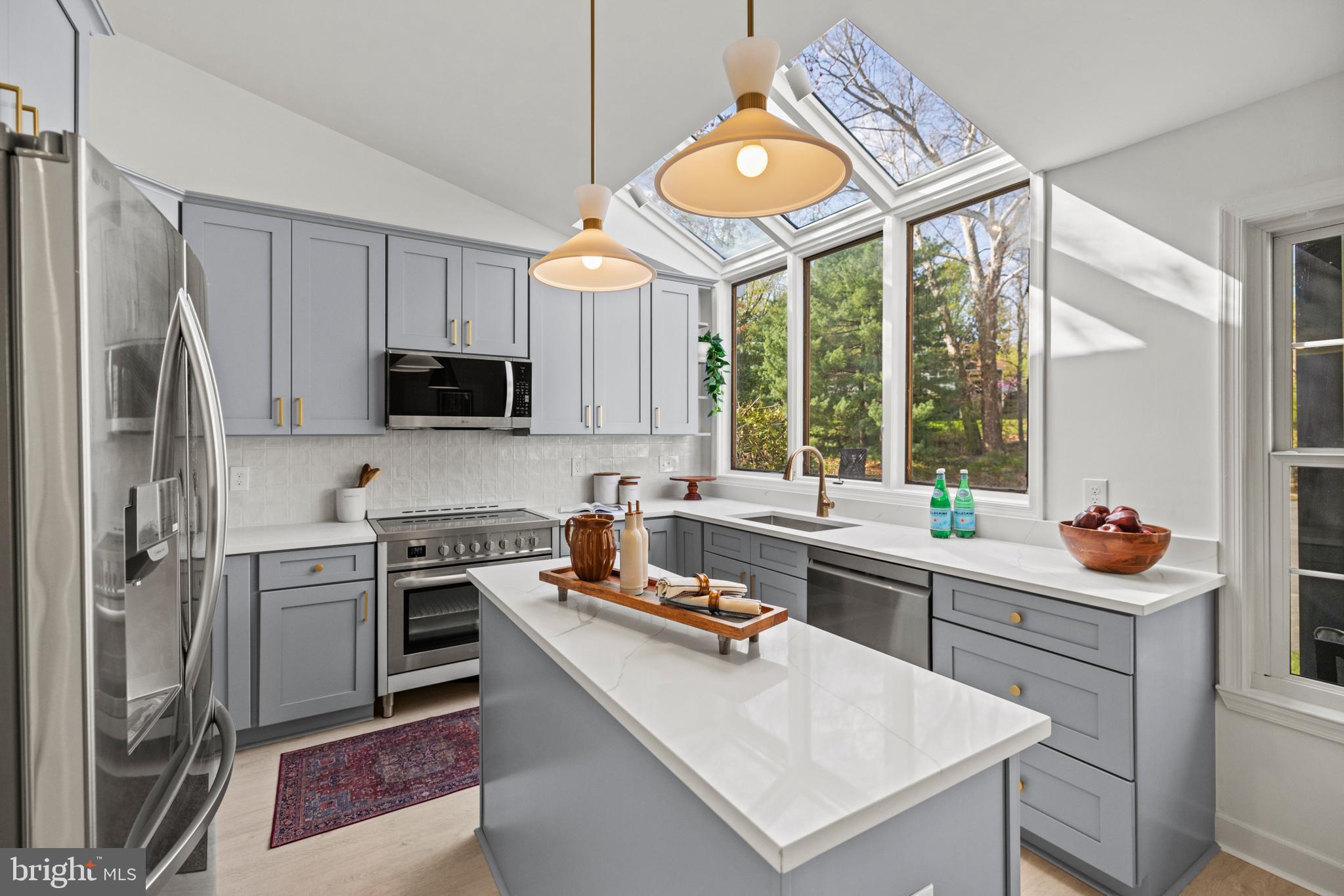 HUNTERS TRACE - Residential