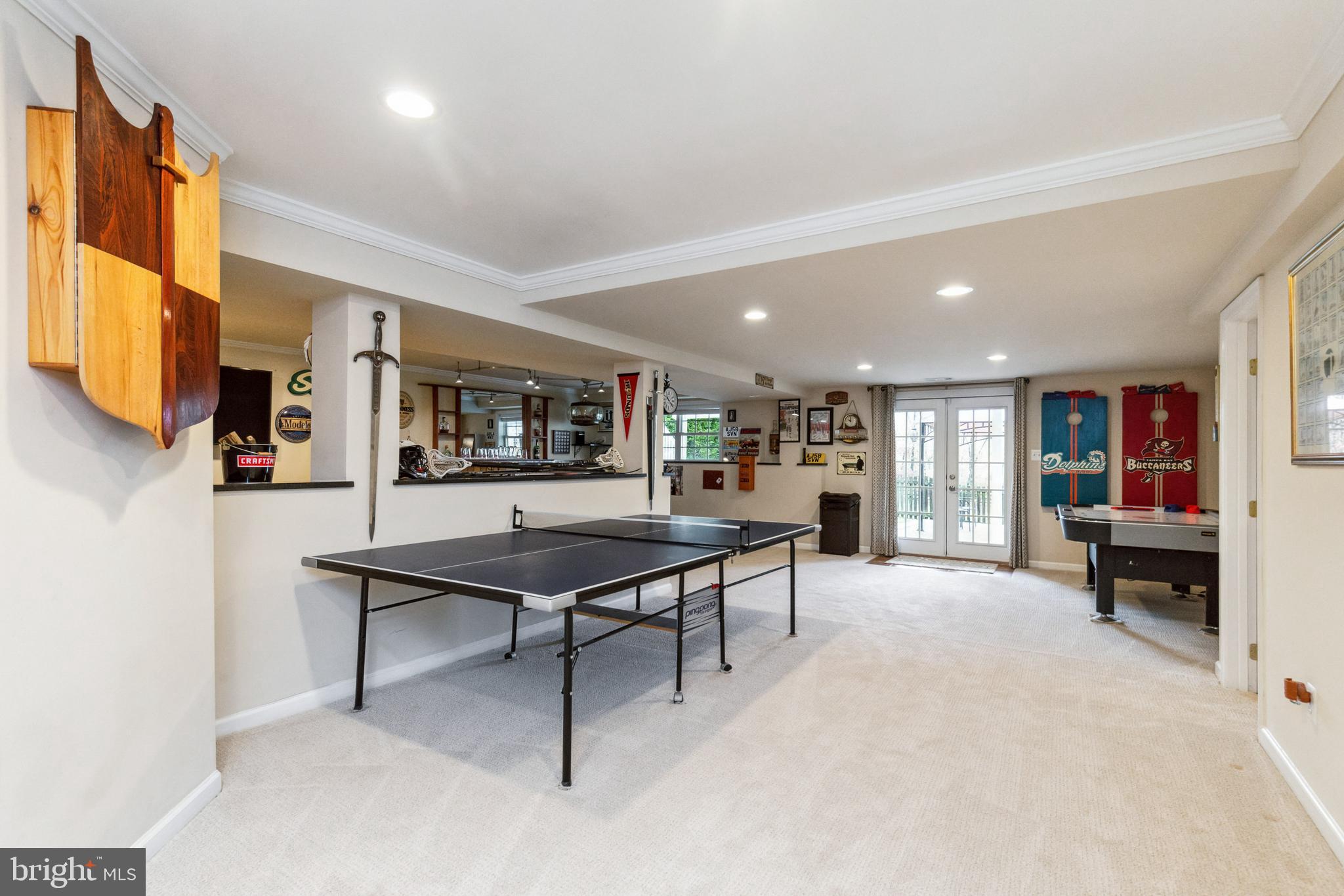 ASHBURN MEWS - Residential