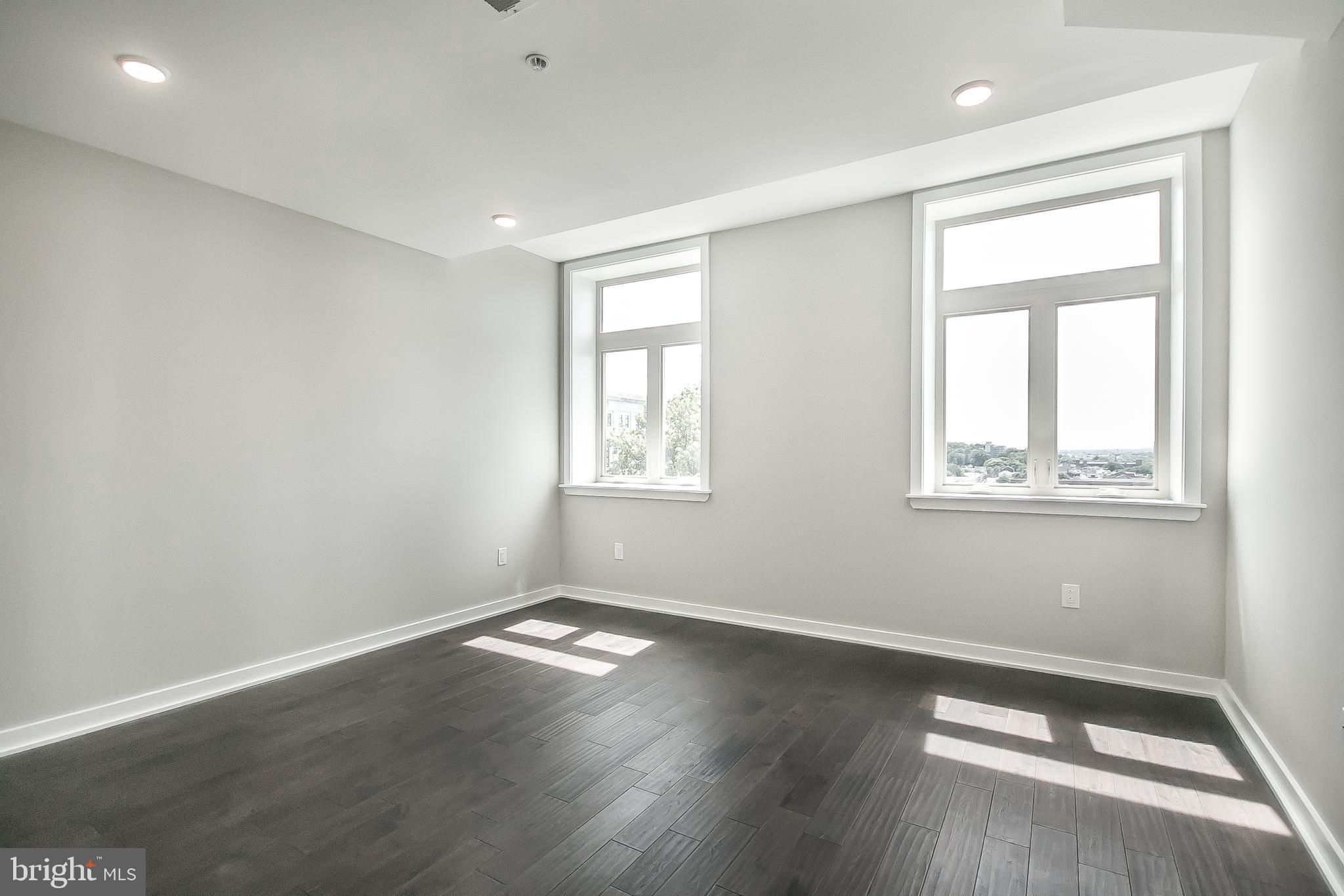 Available on March 1!
This apartment has everything that you need - a spacious living space, lots of natural light, a modern interior updated in 2022. Modern amenities like a dishwasher, in-unit washer and dryer, and beautiful finishes in the kitchen and bathroom. Accessible by the elevator. Private parking lot next to the building. The bedroom(s) fit a queen-sized bed, desk, dresser, and more! Closets come with built-ins. An incredible value for money considering that you are 10 min from KOP, major roads, businesses, and entertainment. Convenient, good price, and modern. Schedule your showing today!
To qualify, a 700+ credit score is required & 3x the rent income based on the regular price. Each application is considered case-by-case. Pictures are from a similar unit for reference. Floorplan available. Information deemed reliable but might be inaccurate.
Security deposit, first month's rent, and last month's rent due prior to move-in. Water included in rent, tenant pays for electric and wifi.