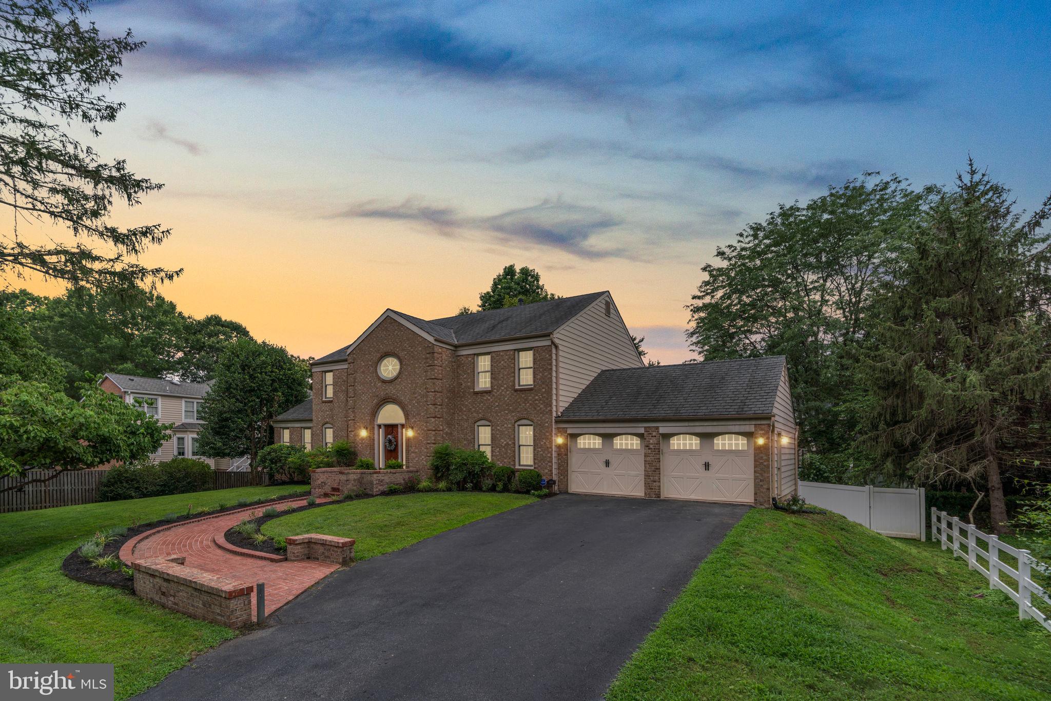 8544 BRICKYARD