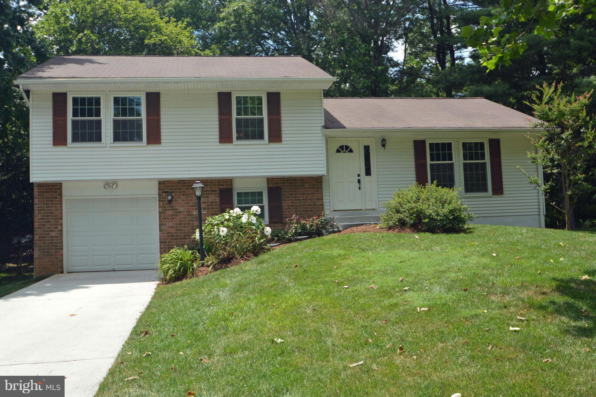 VILLAGE OF HICKORY RIDGE - Residential