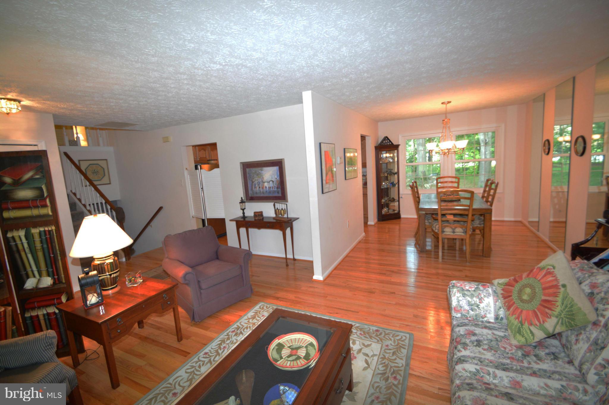 VILLAGE OF HICKORY RIDGE - Residential