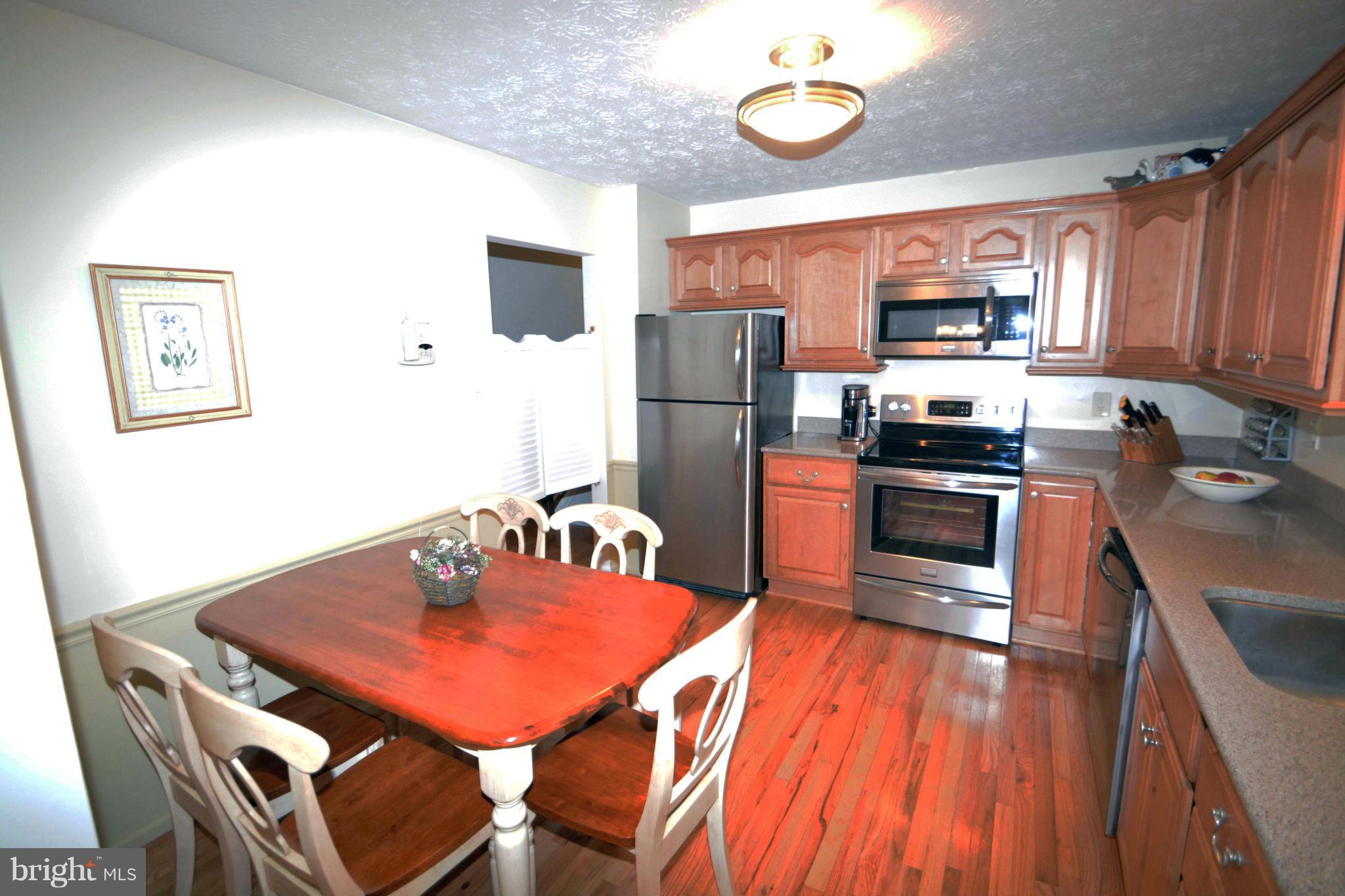 VILLAGE OF HICKORY RIDGE - Residential