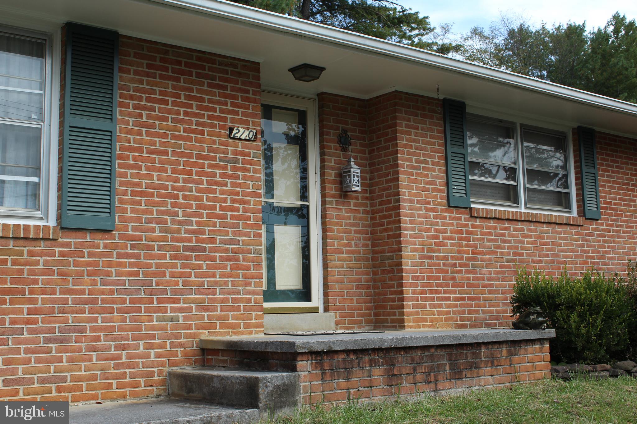 210 S SHENANDOAH AVENUE