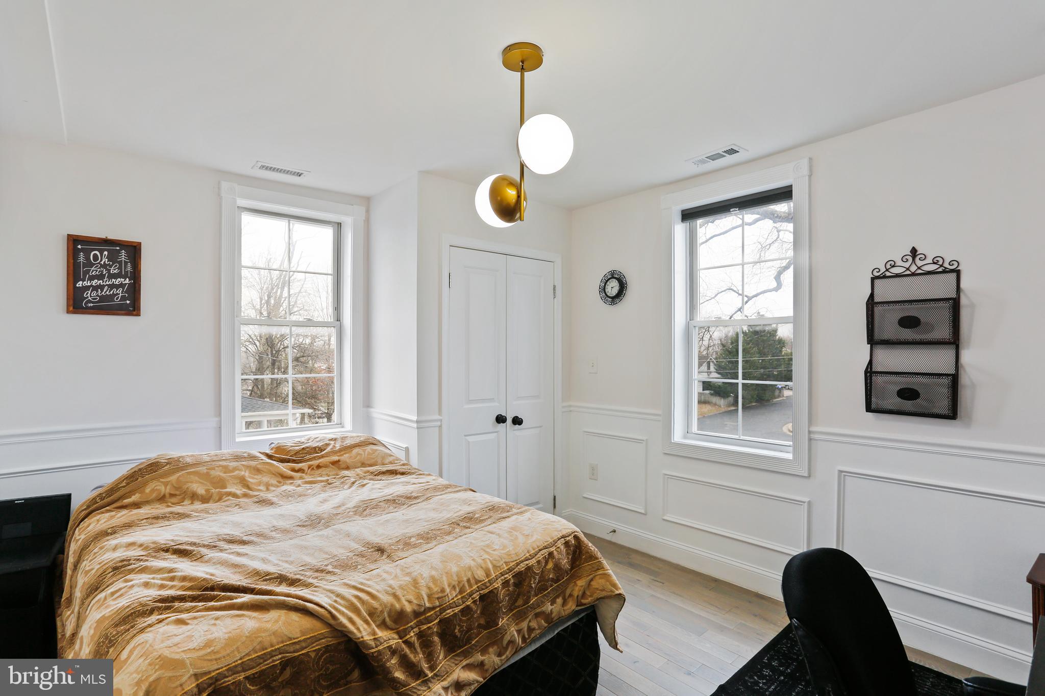 PARKVILLE/CARNEY - Residential