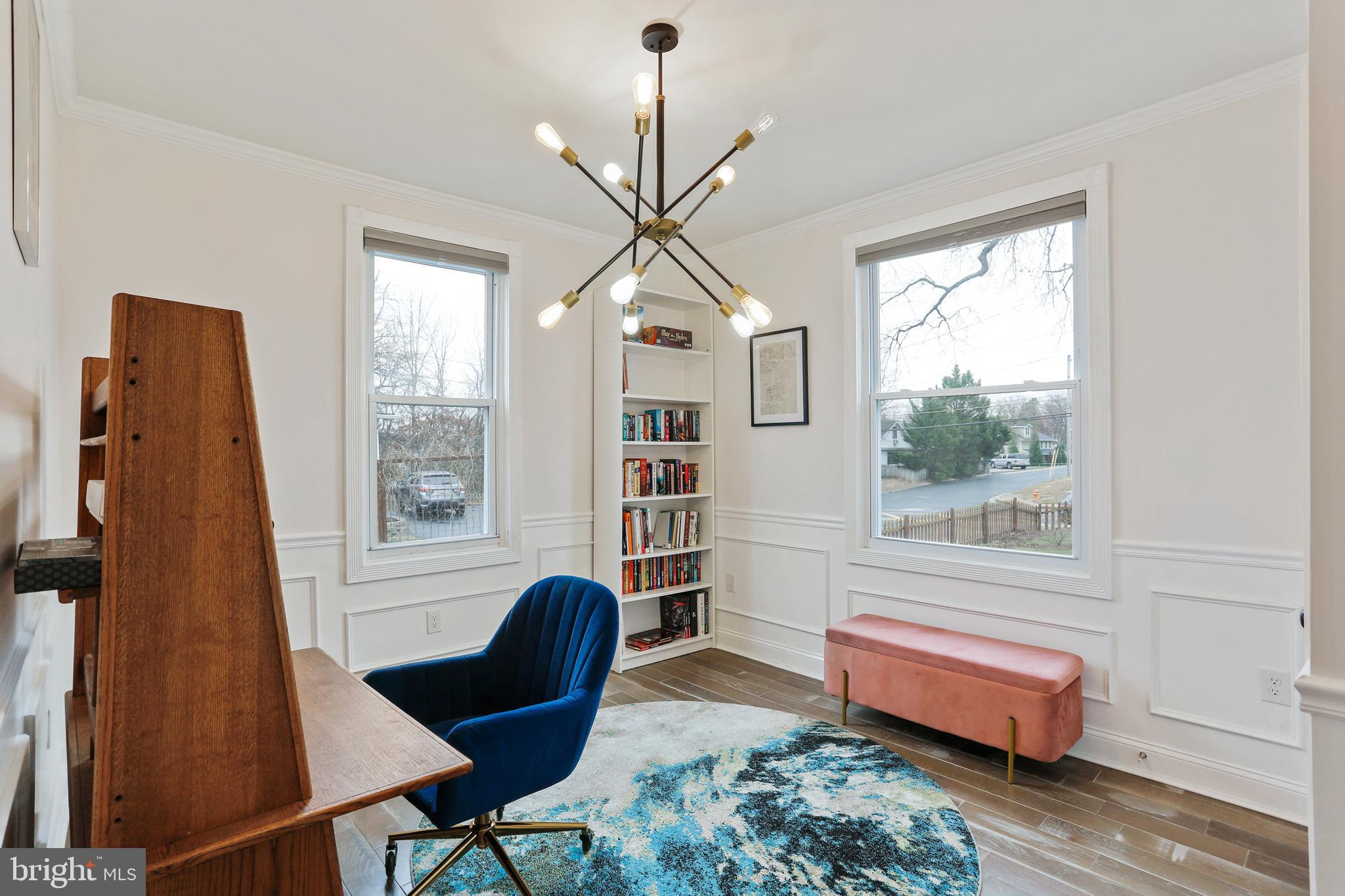 PARKVILLE/CARNEY - Residential