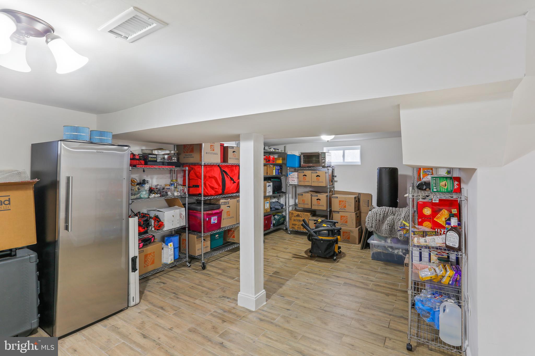 PARKVILLE/CARNEY - Residential