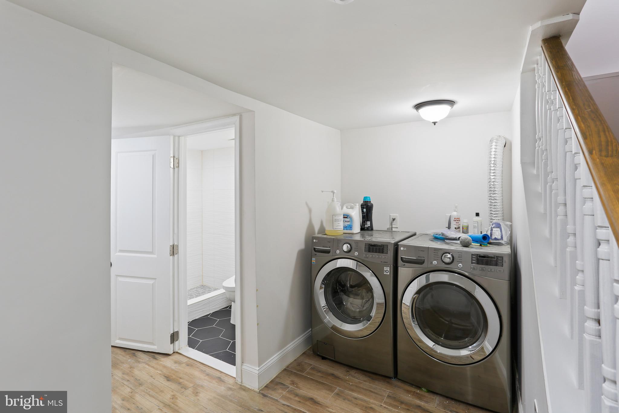 PARKVILLE/CARNEY - Residential