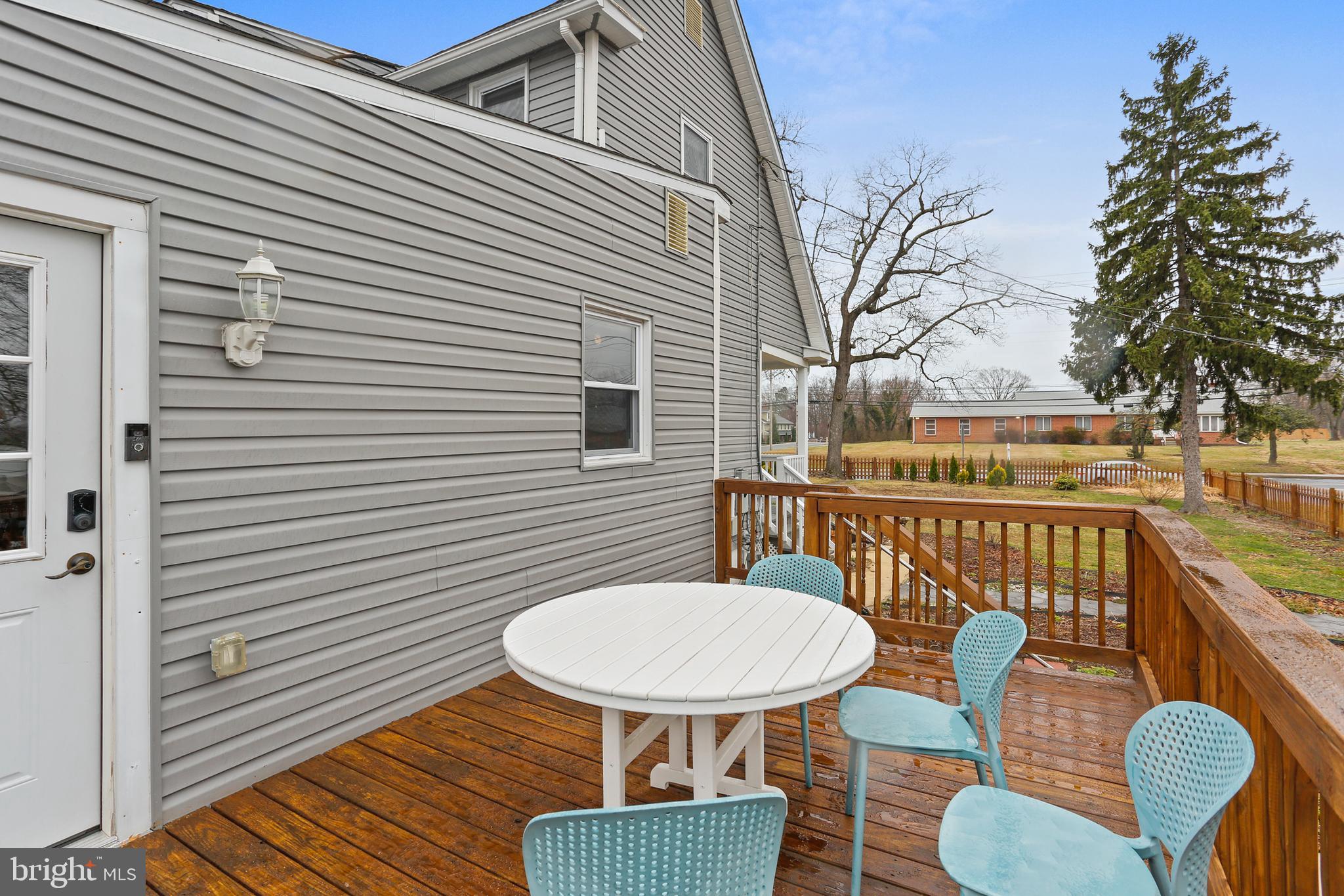 PARKVILLE/CARNEY - Residential