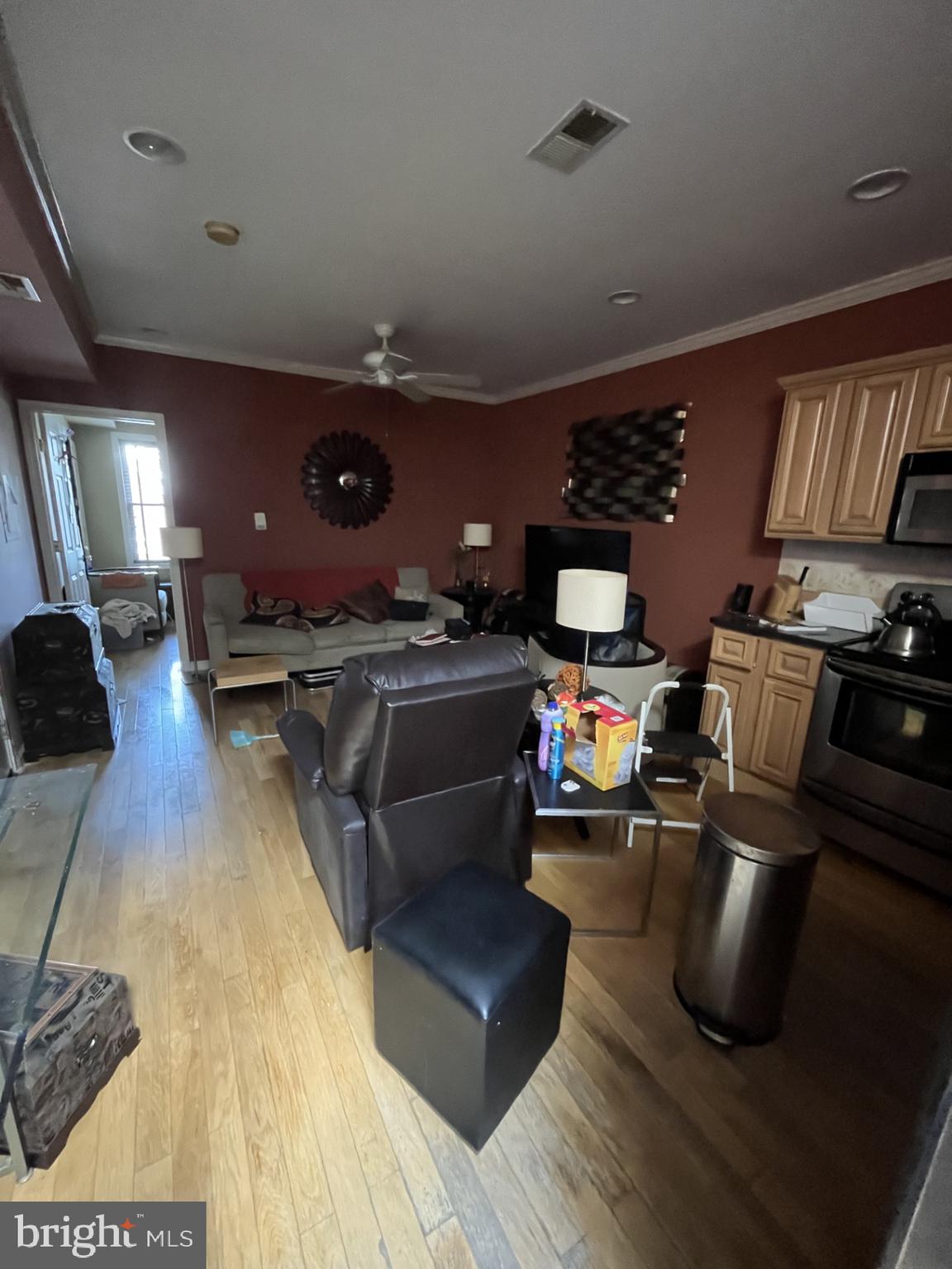 1109 PENN STREET NE 4