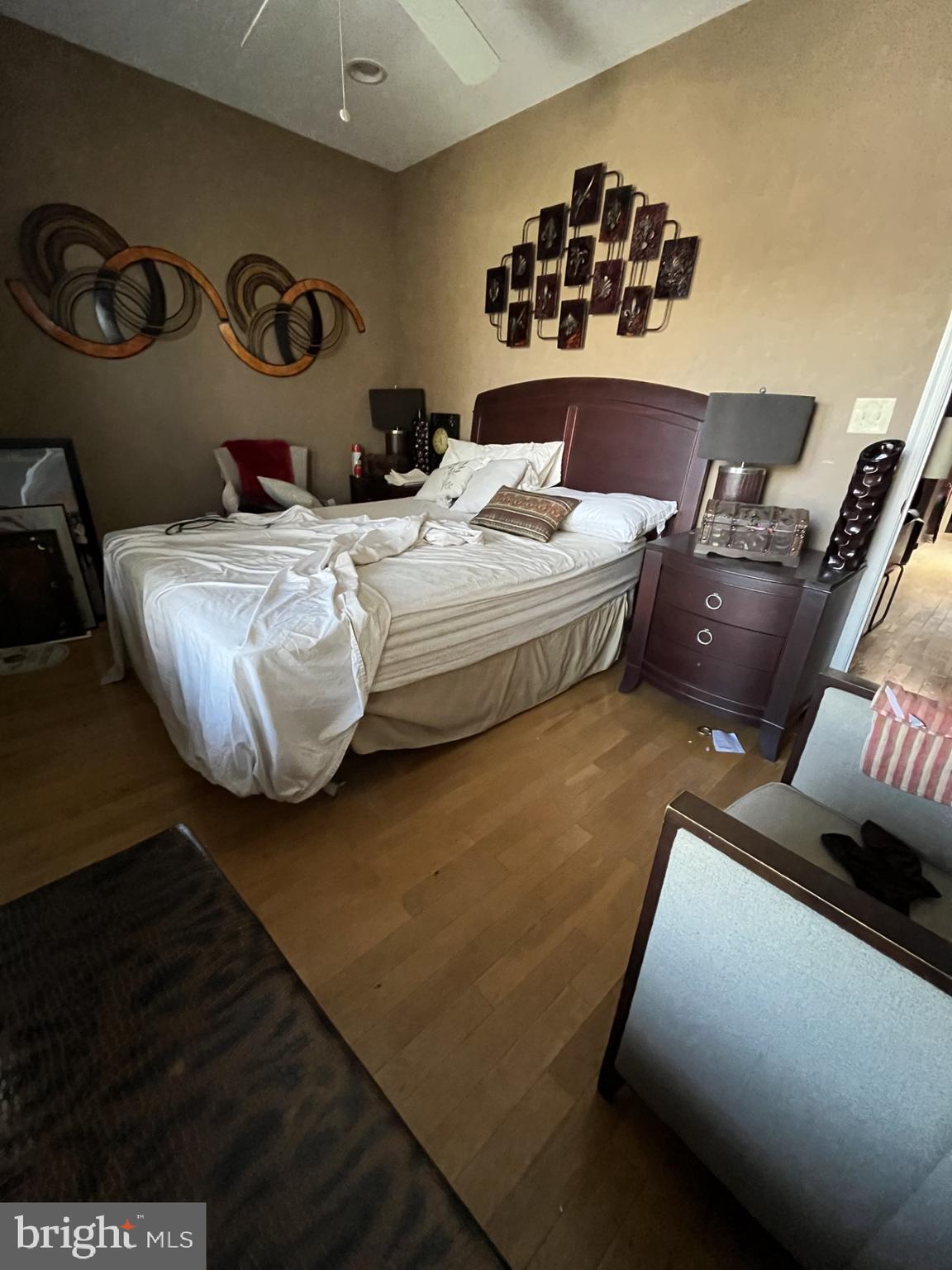 1109 PENN STREET NE 4