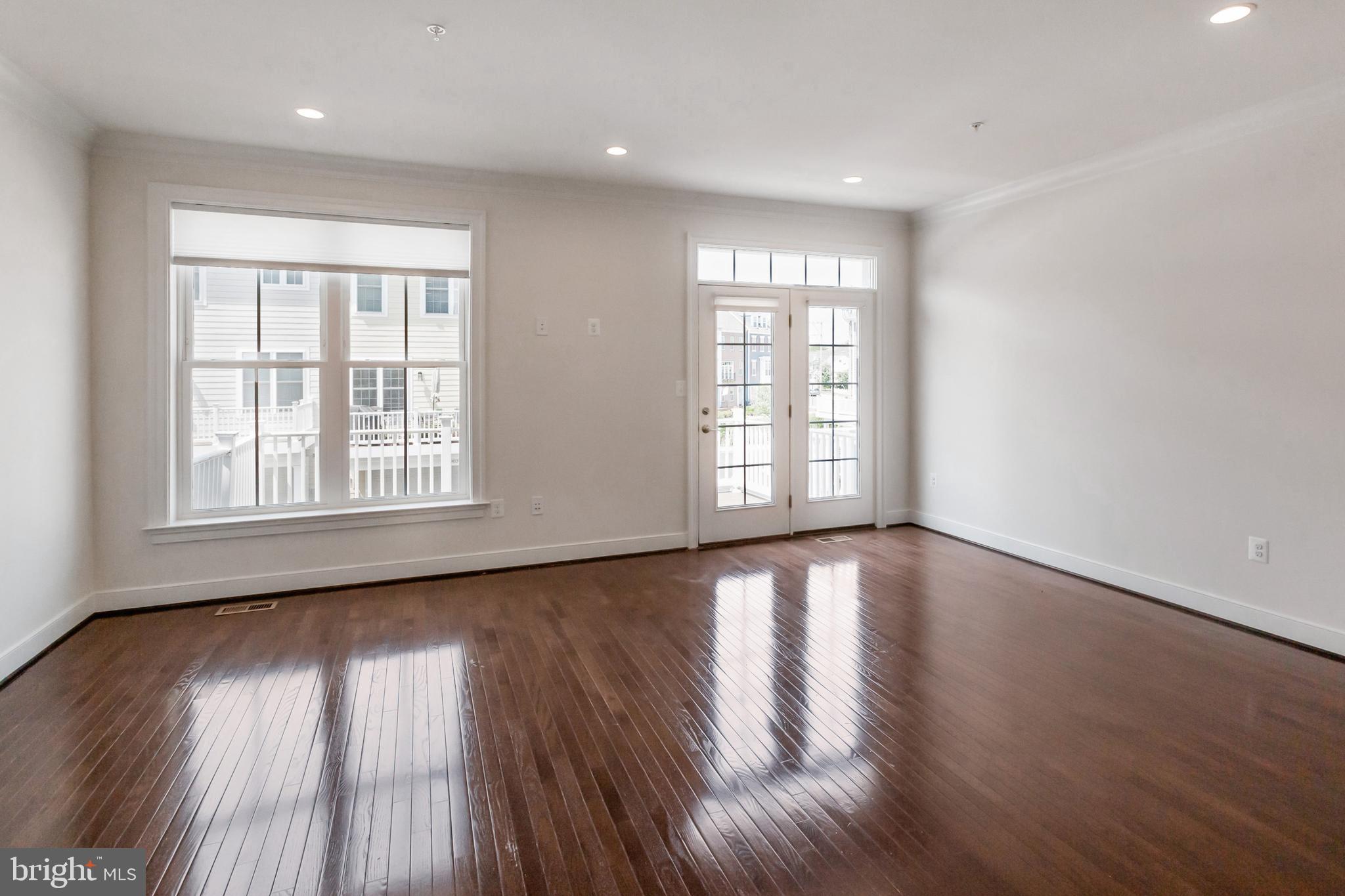 VILLAGES OF URBANA - Residential