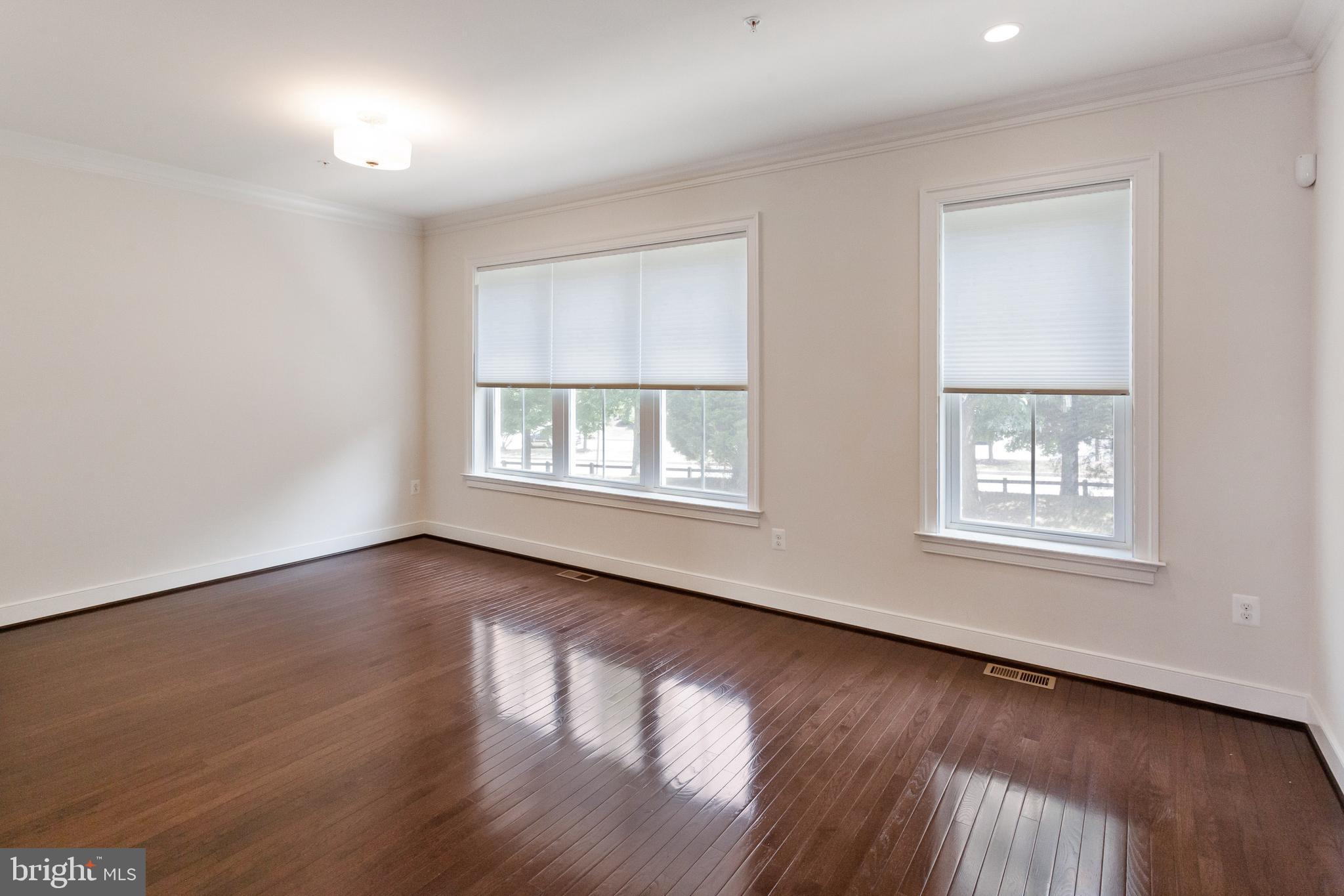 VILLAGES OF URBANA - Residential