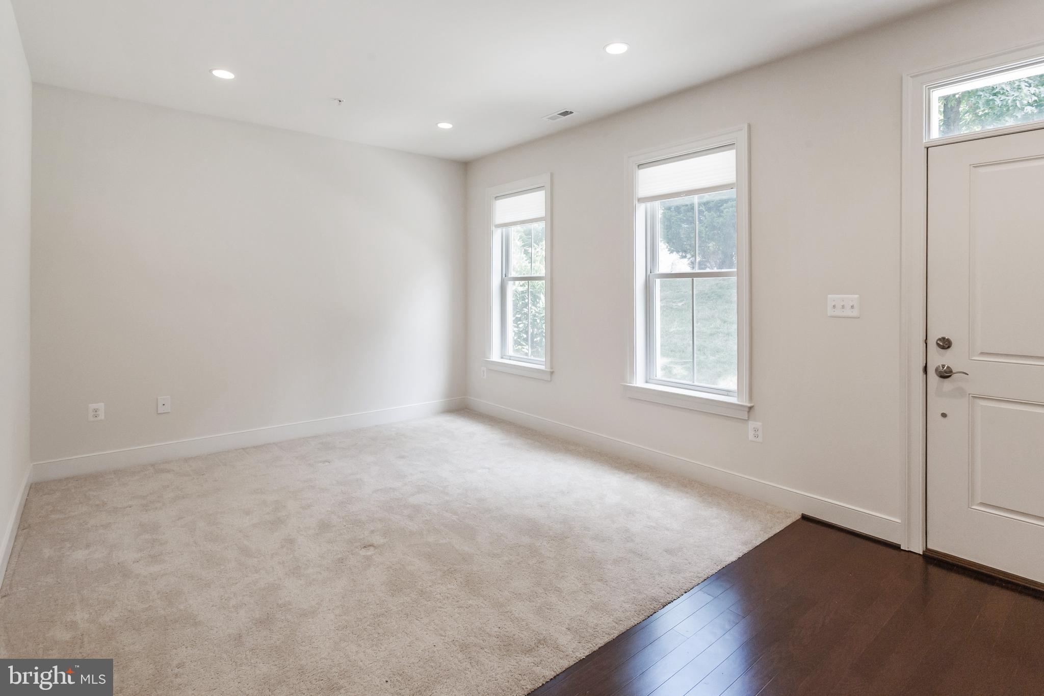 VILLAGES OF URBANA - Residential