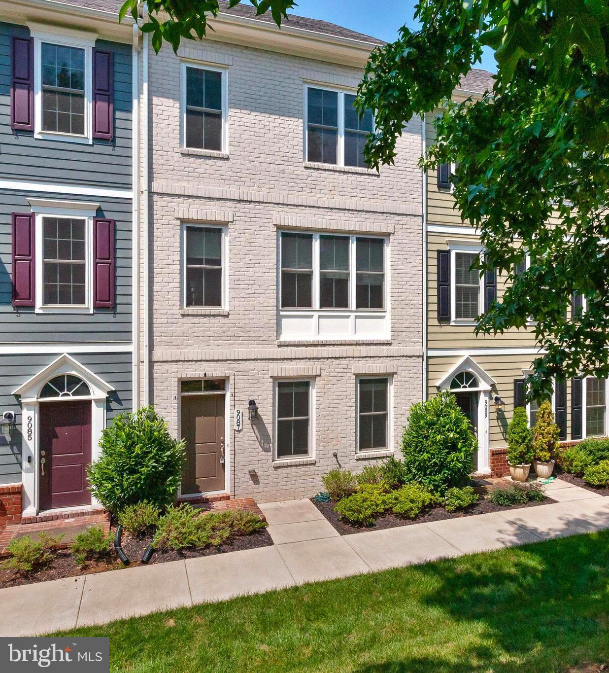 VILLAGES OF URBANA - Residential