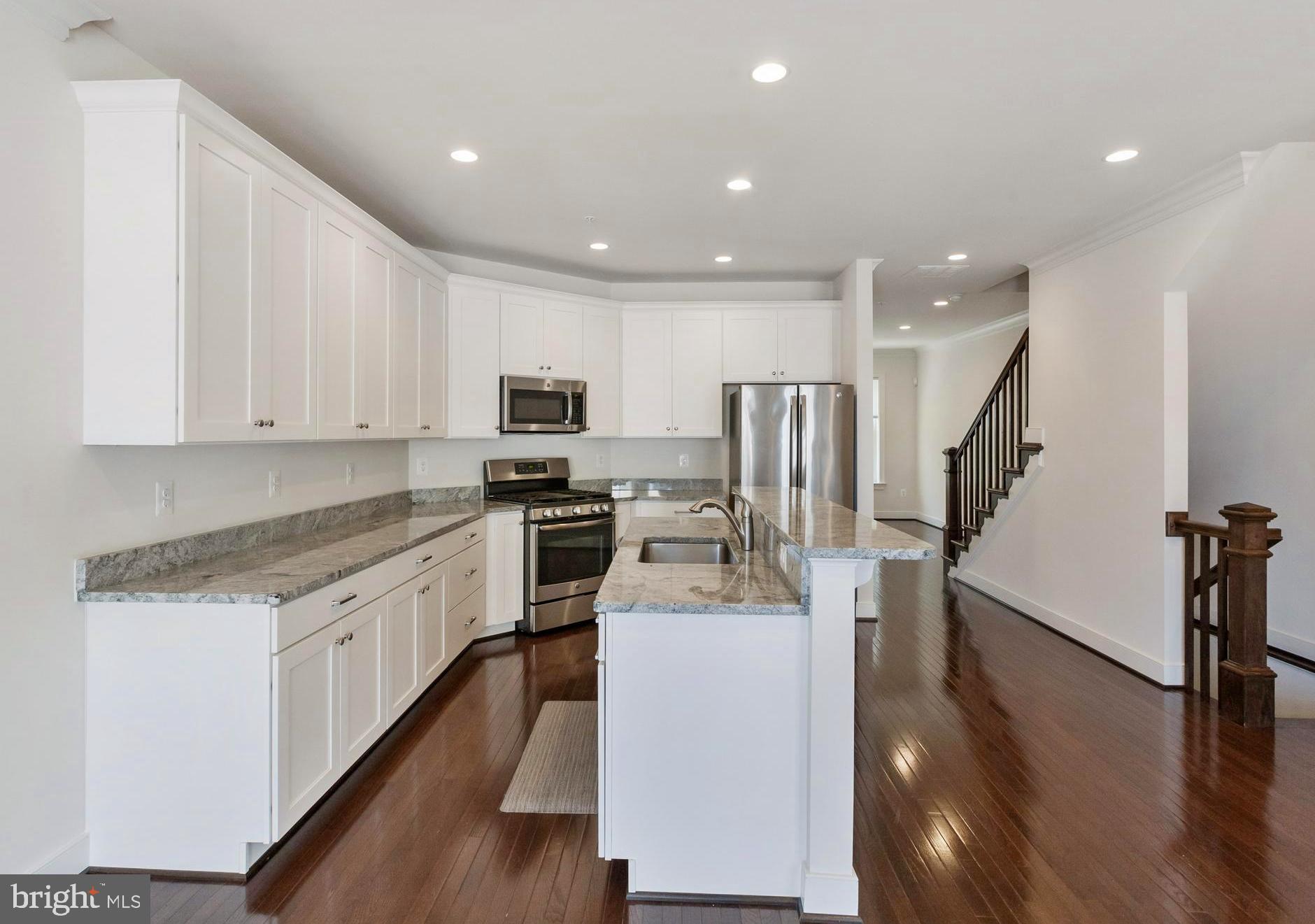 VILLAGES OF URBANA - Residential