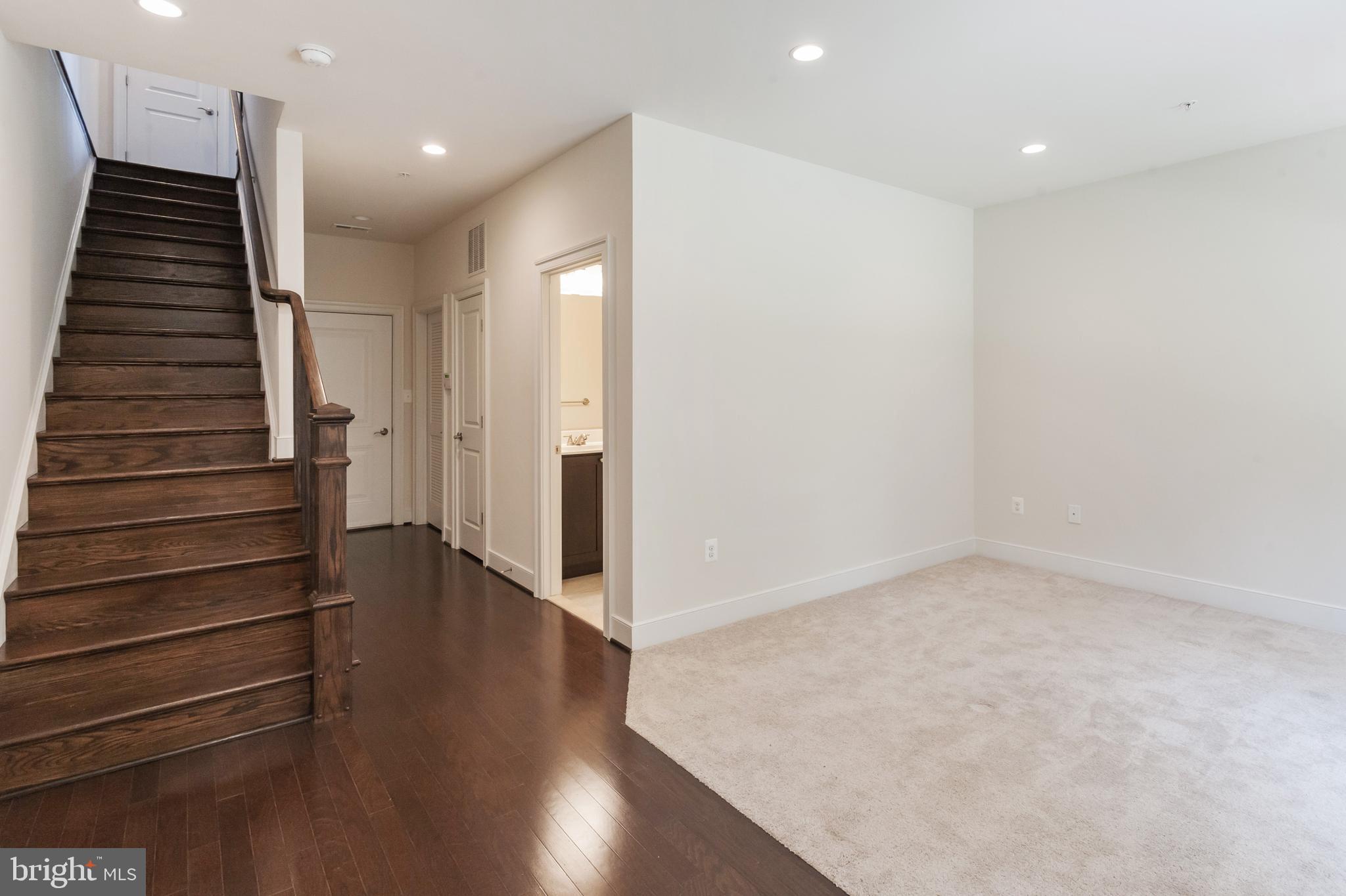 VILLAGES OF URBANA - Residential