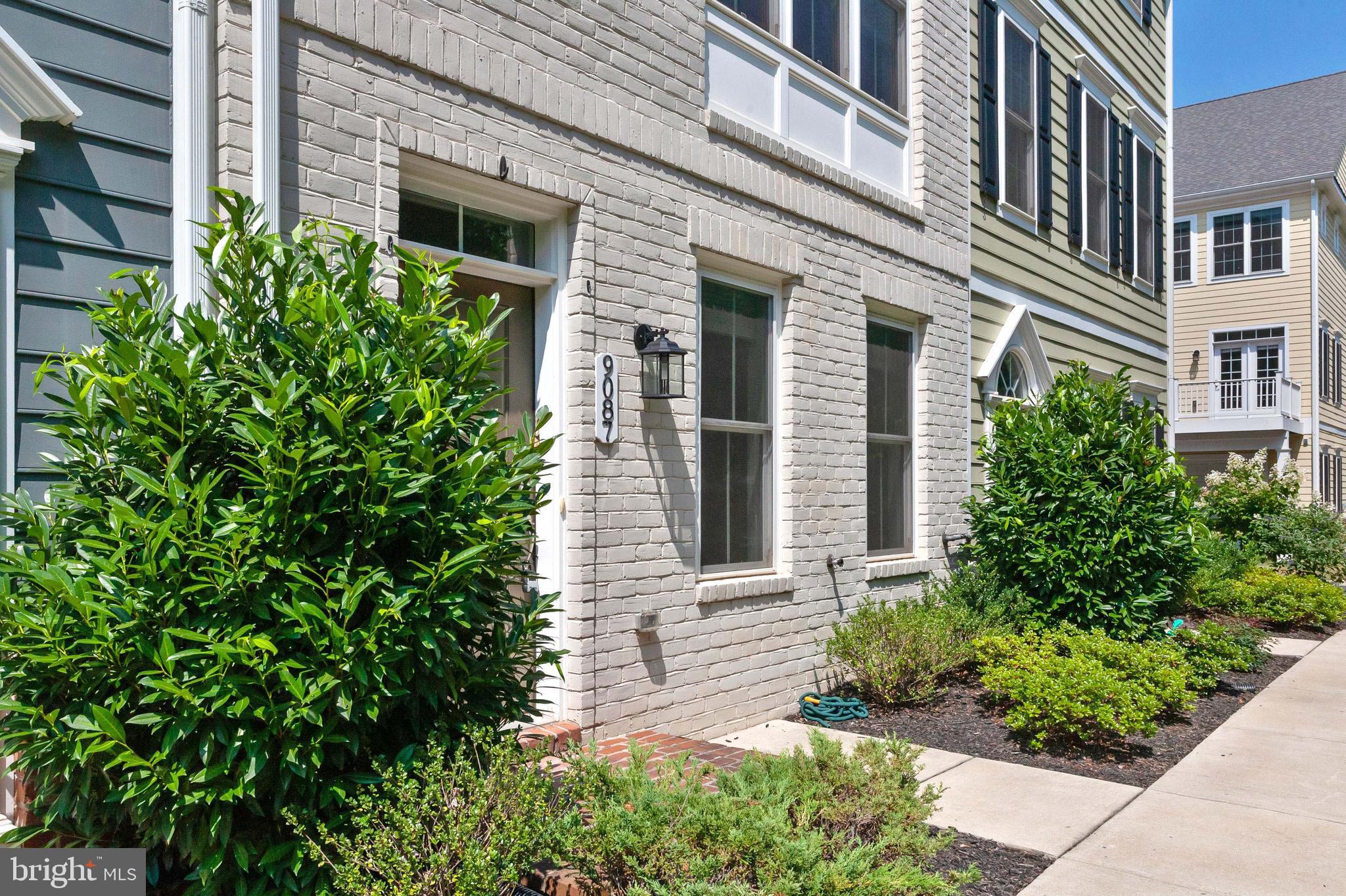 VILLAGES OF URBANA - Residential