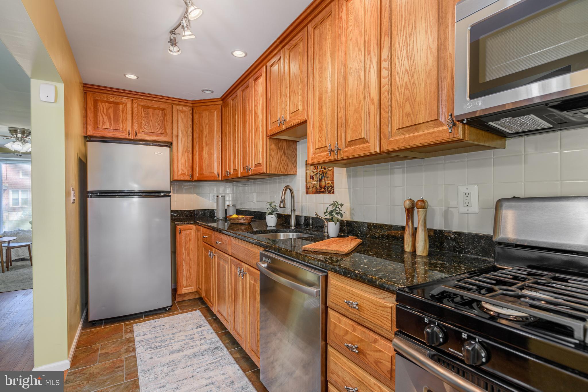 NORTH POINT VILLAGE - Residential