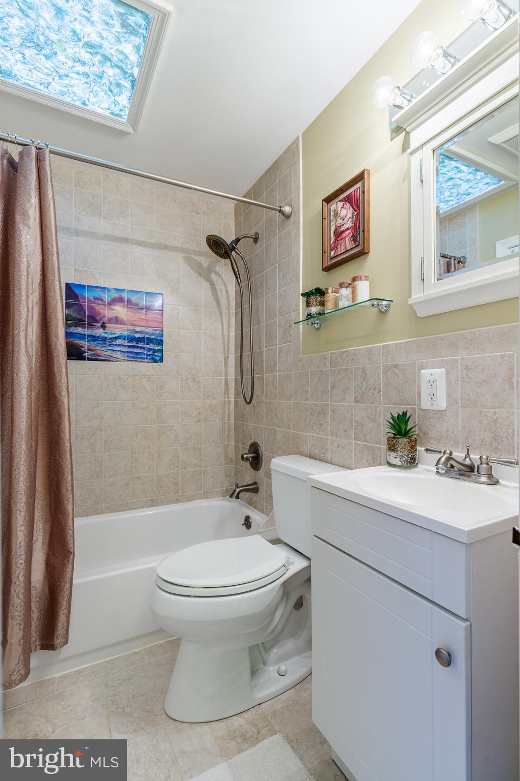 NORTH POINT VILLAGE - Residential