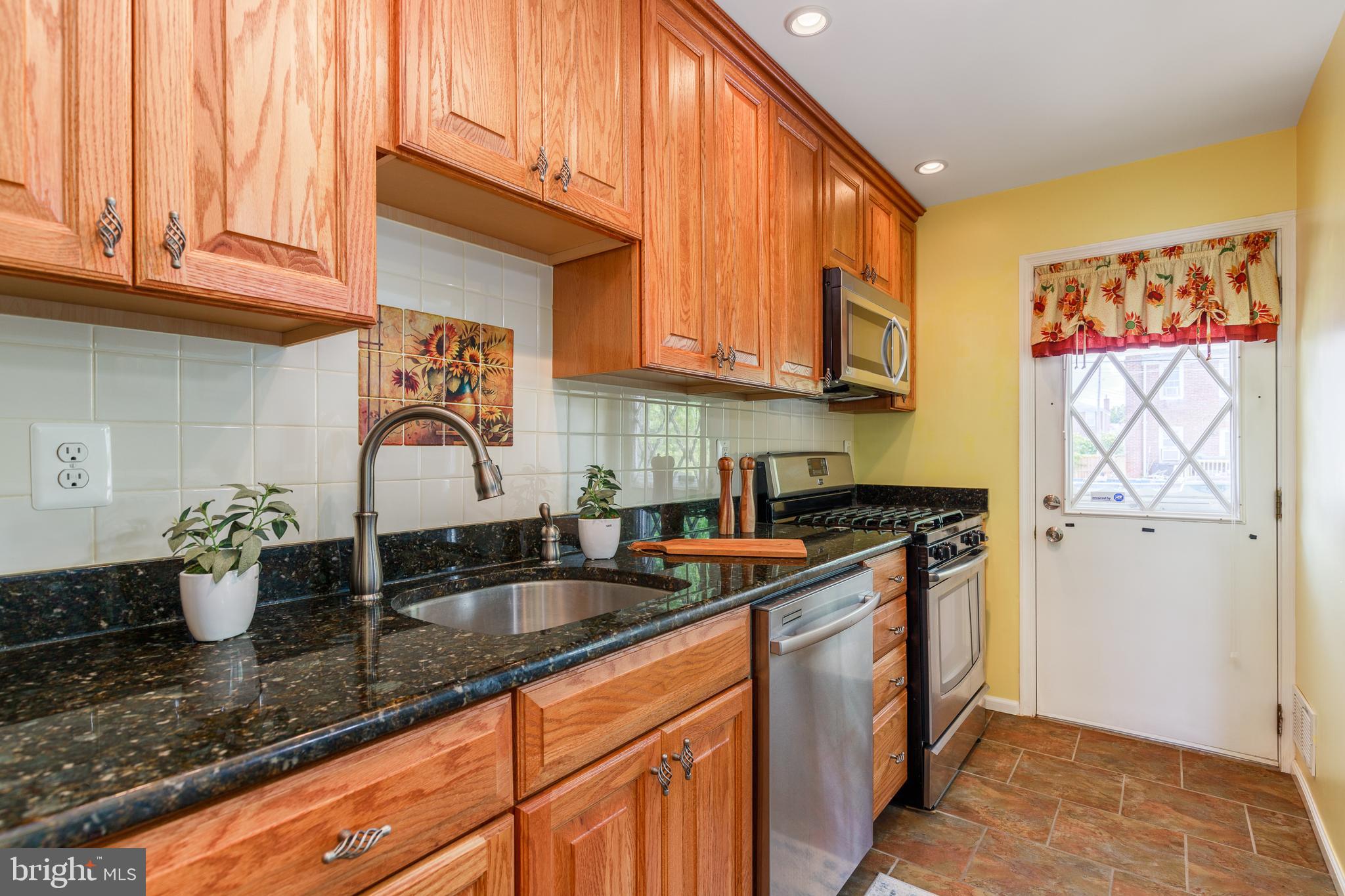 NORTH POINT VILLAGE - Residential