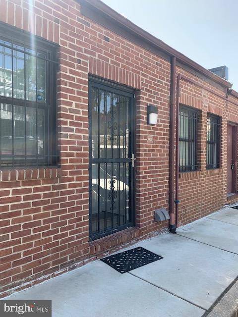 MOUNT VERNON PLACE HISTORIC DISTRICT - Residential Lease