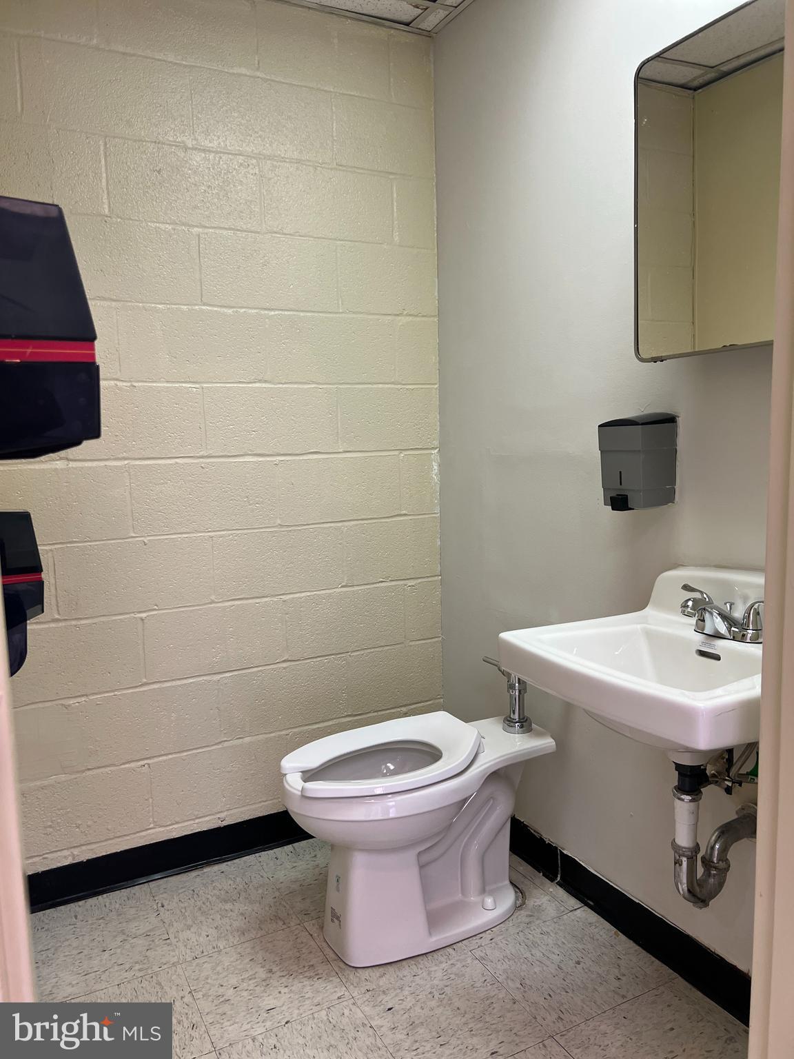 NONE AVAILABLE - Commercial Lease