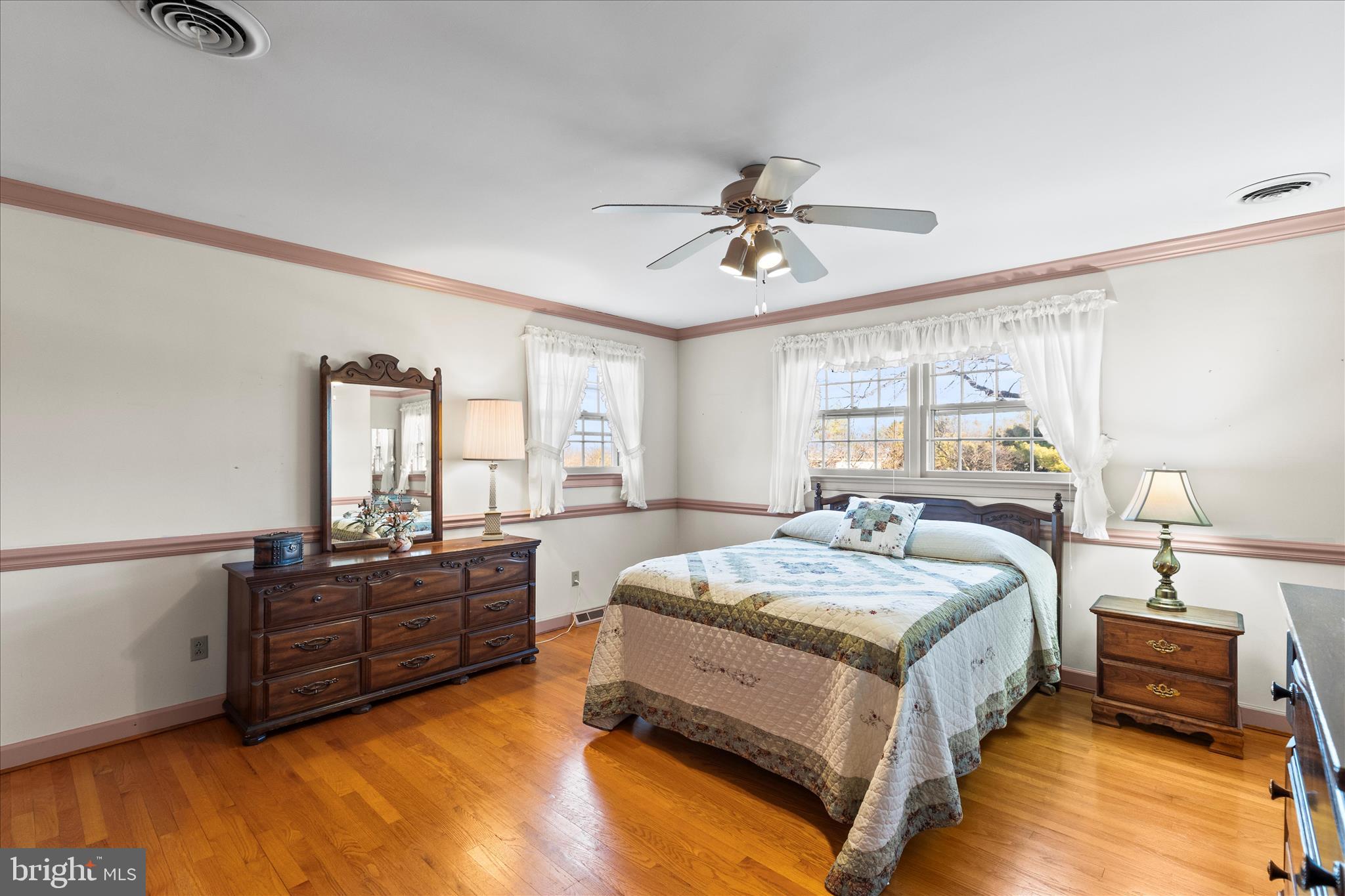 HAINES ACRES/EAST YORK - Residential