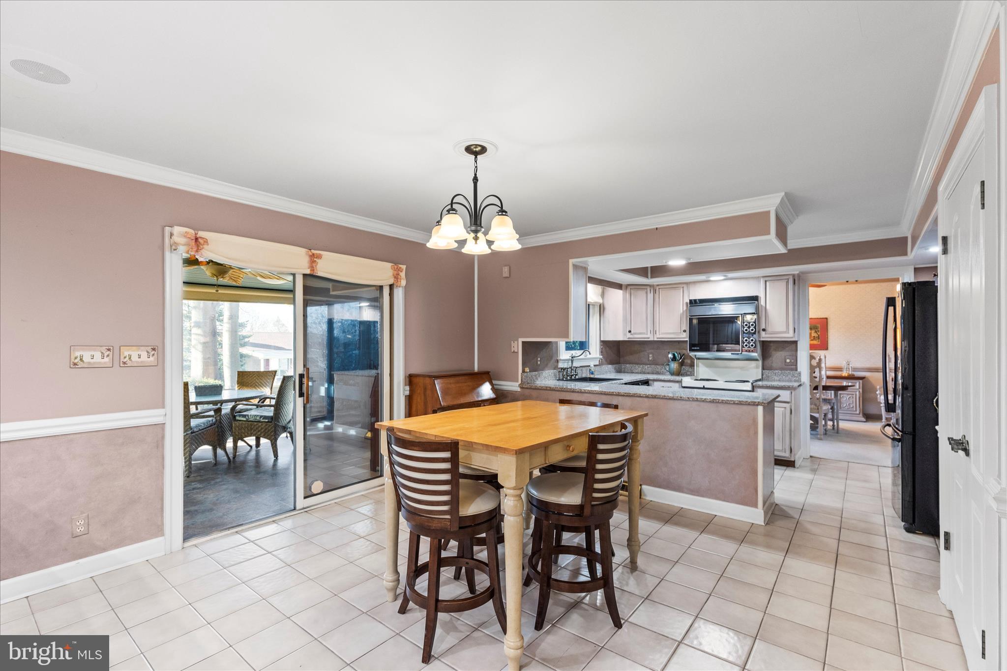 HAINES ACRES/EAST YORK - Residential