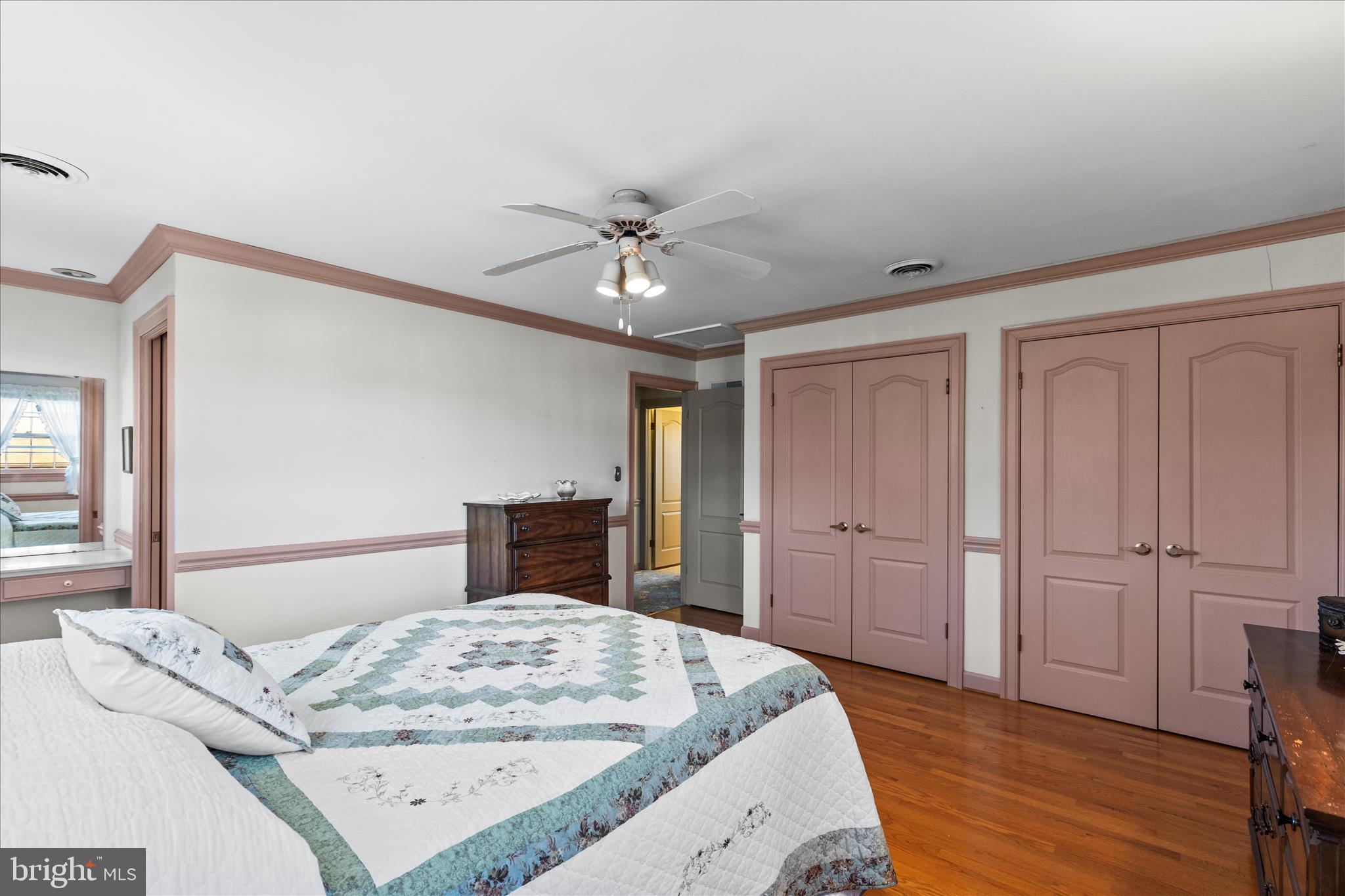 HAINES ACRES/EAST YORK - Residential