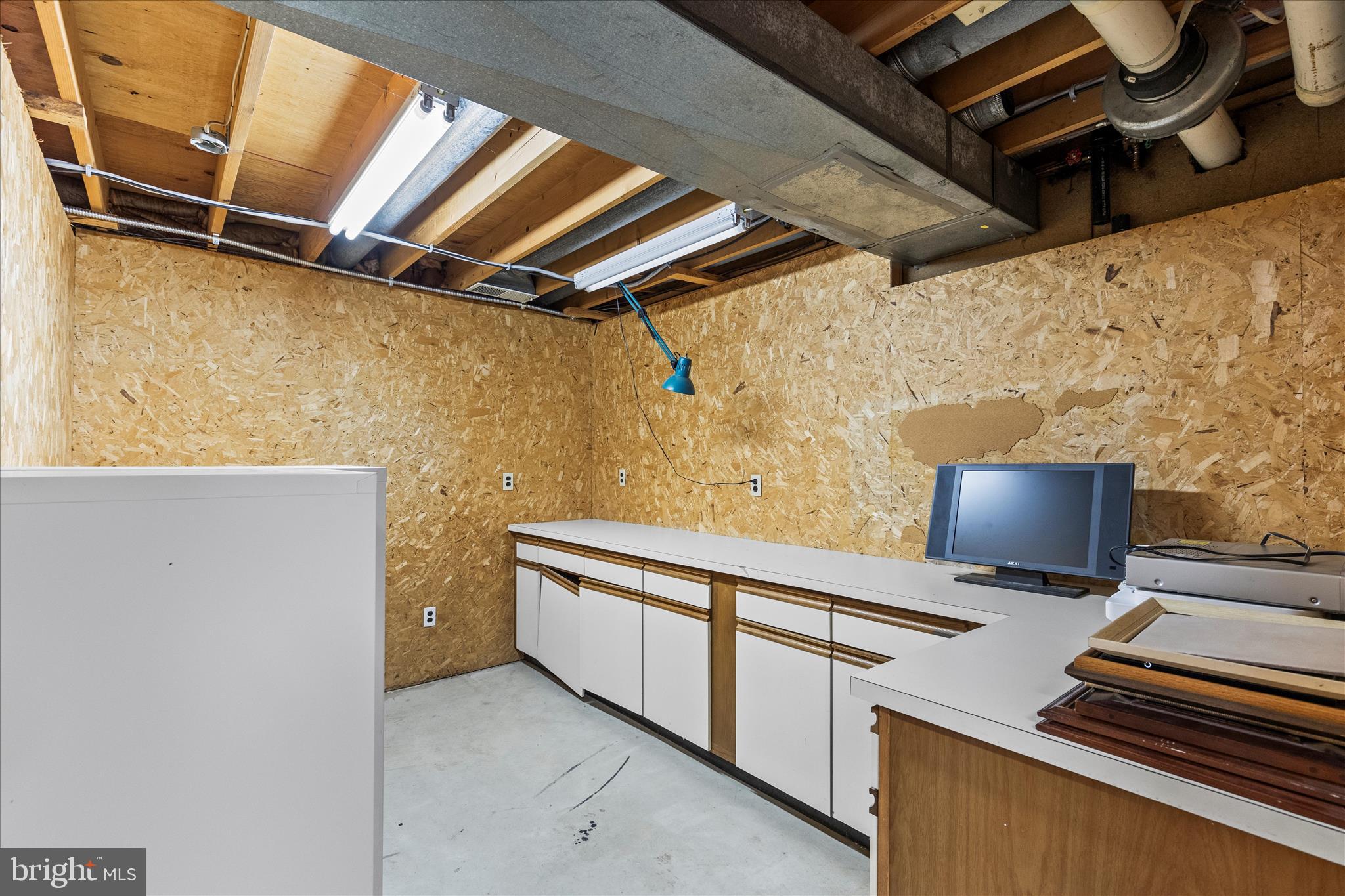 HAINES ACRES/EAST YORK - Residential