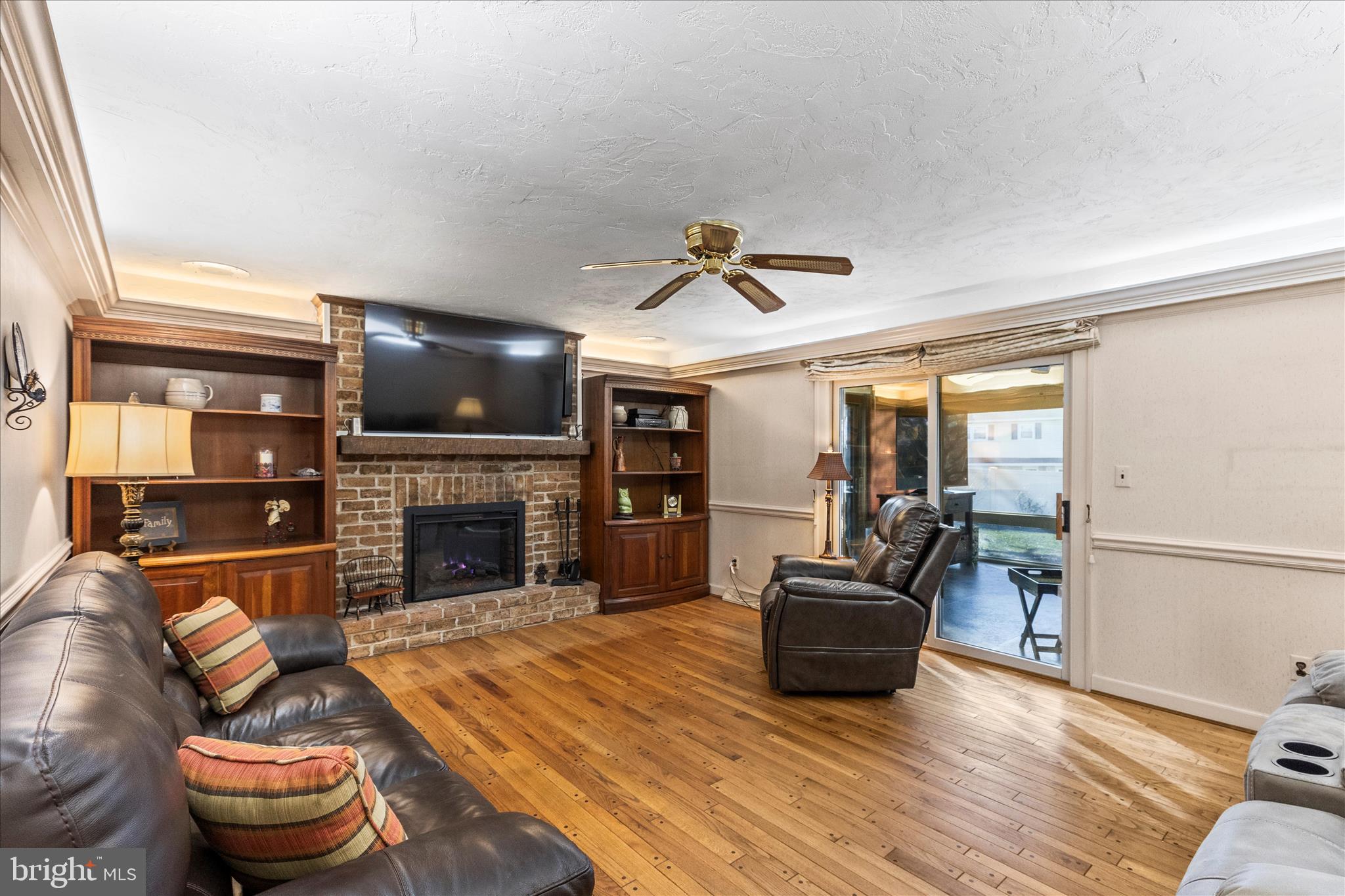 HAINES ACRES/EAST YORK - Residential