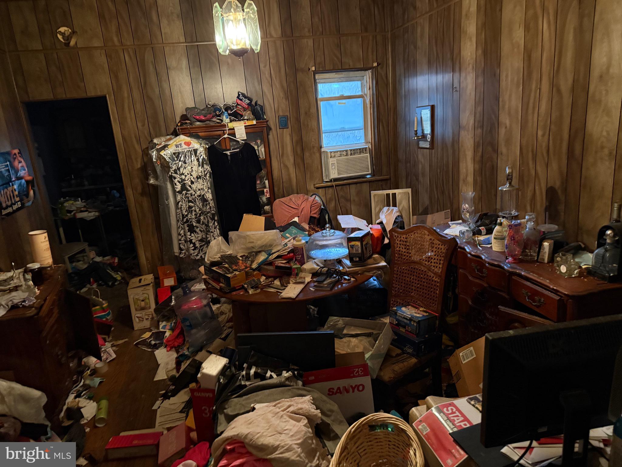 SPRUCE HILL - Residential