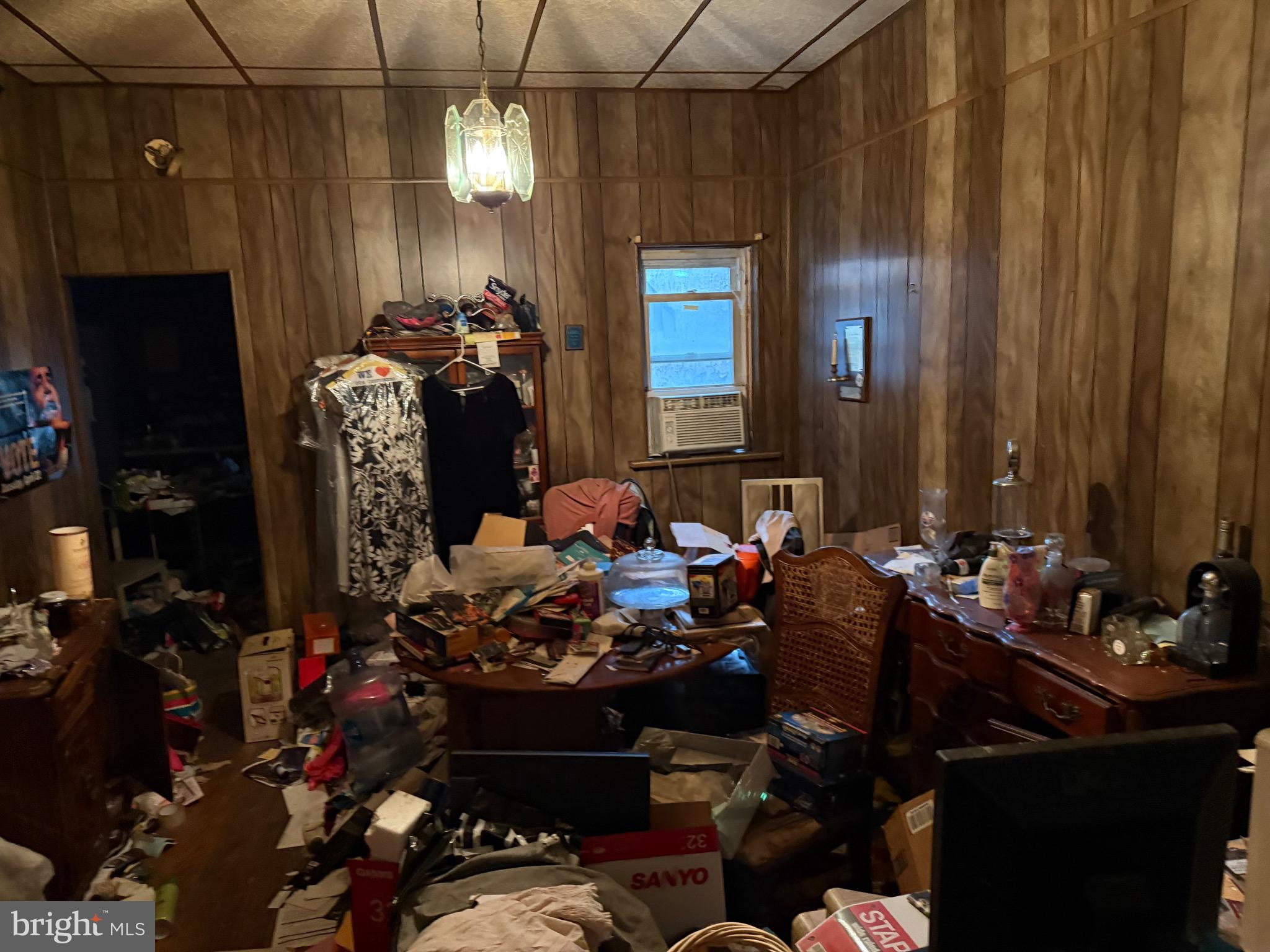 SPRUCE HILL - Residential