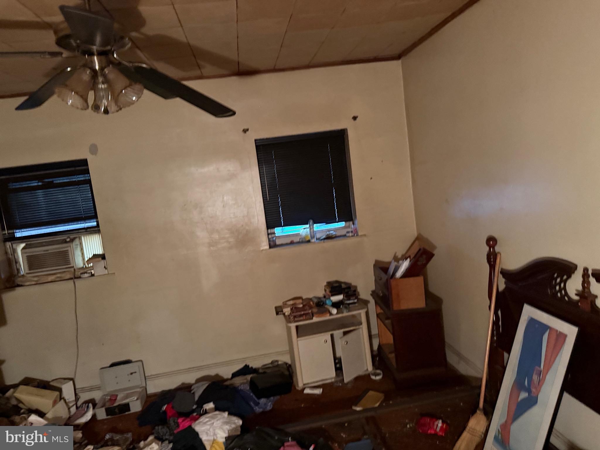 SPRUCE HILL - Residential