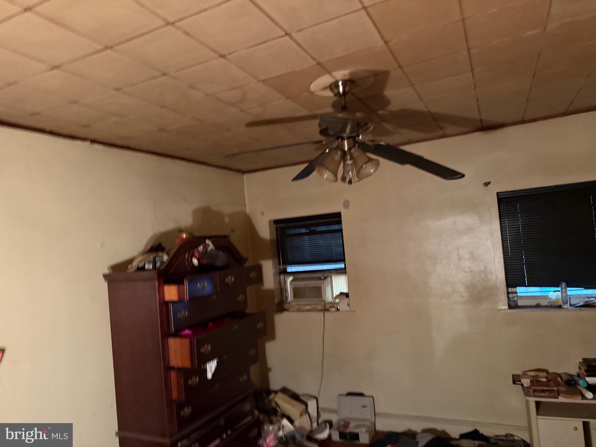 SPRUCE HILL - Residential