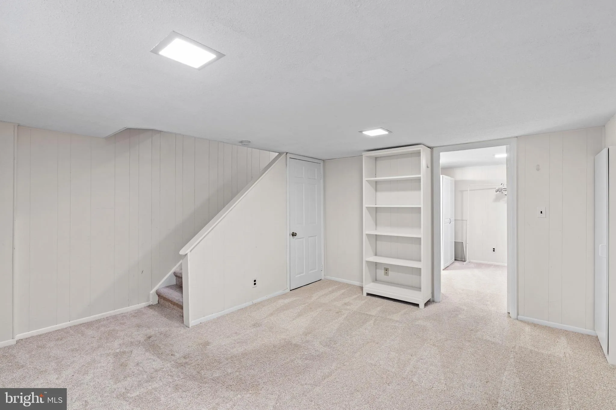 Arlington, Virginia 22206, United States, 2 Bedrooms Bedrooms, ,2 BathroomsBathrooms,Residential,Active,197382