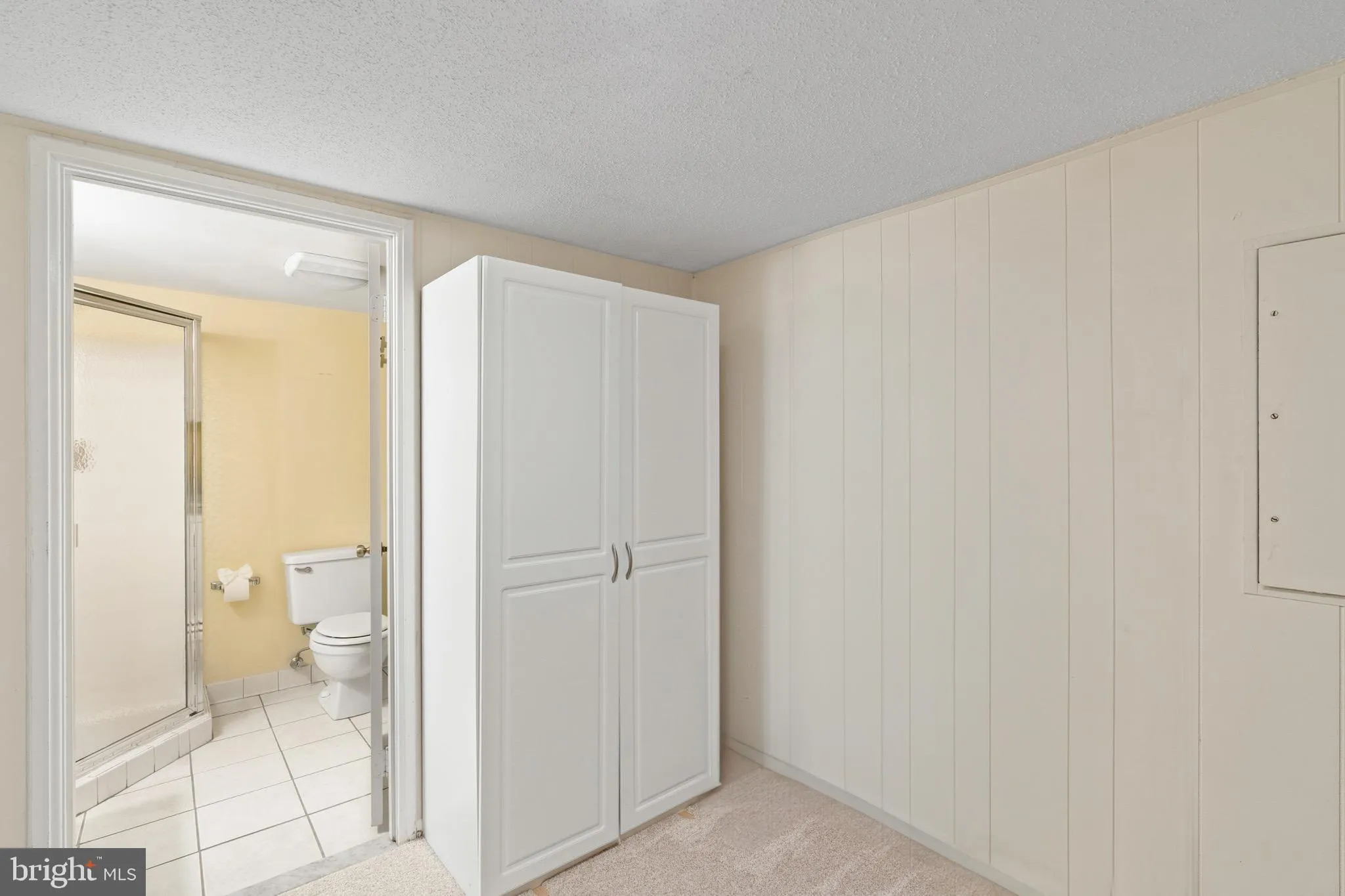 Arlington, Virginia 22206, United States, 2 Bedrooms Bedrooms, ,2 BathroomsBathrooms,Residential,Active,197382