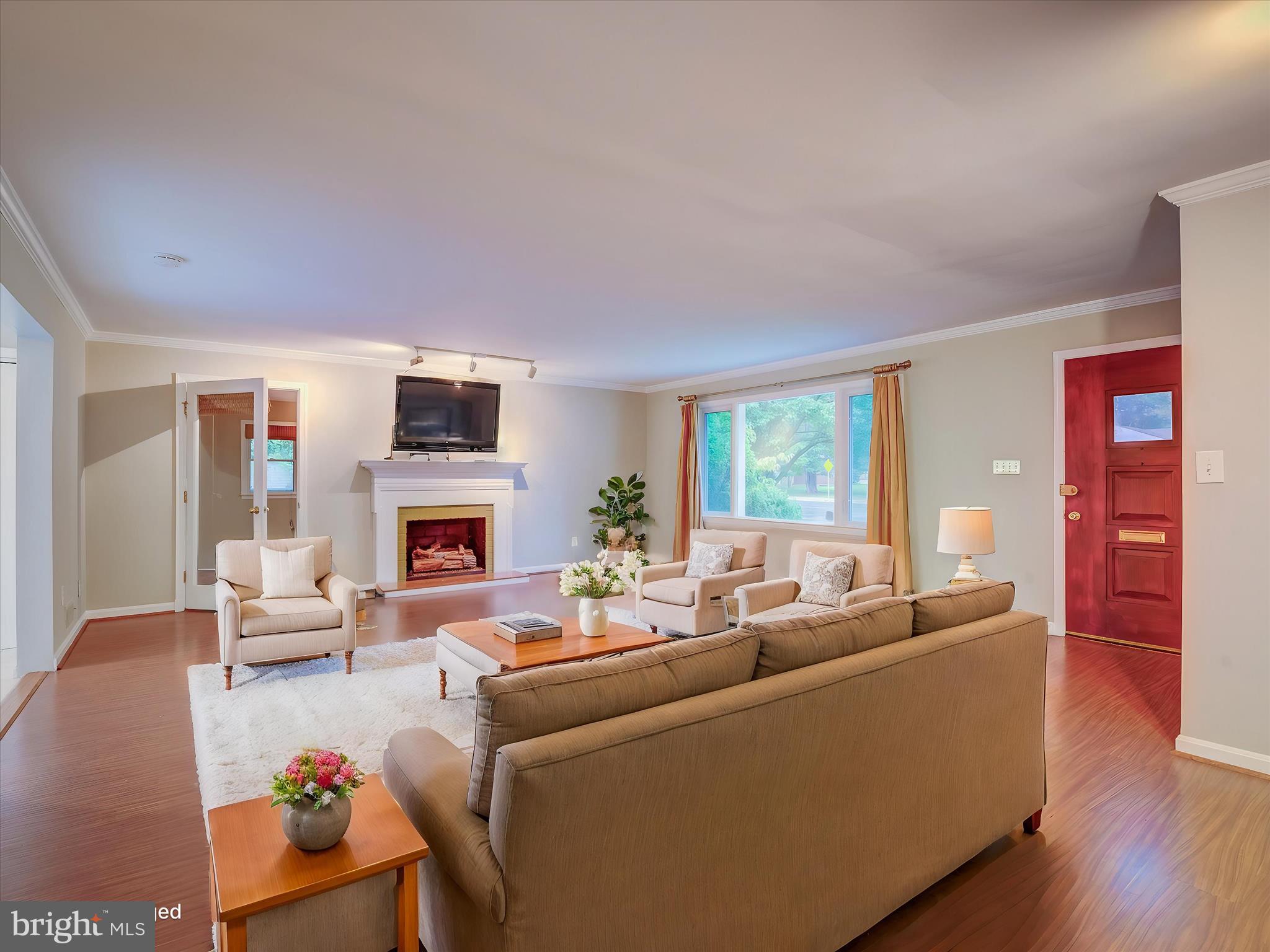 COURTLAND PARK - Residential