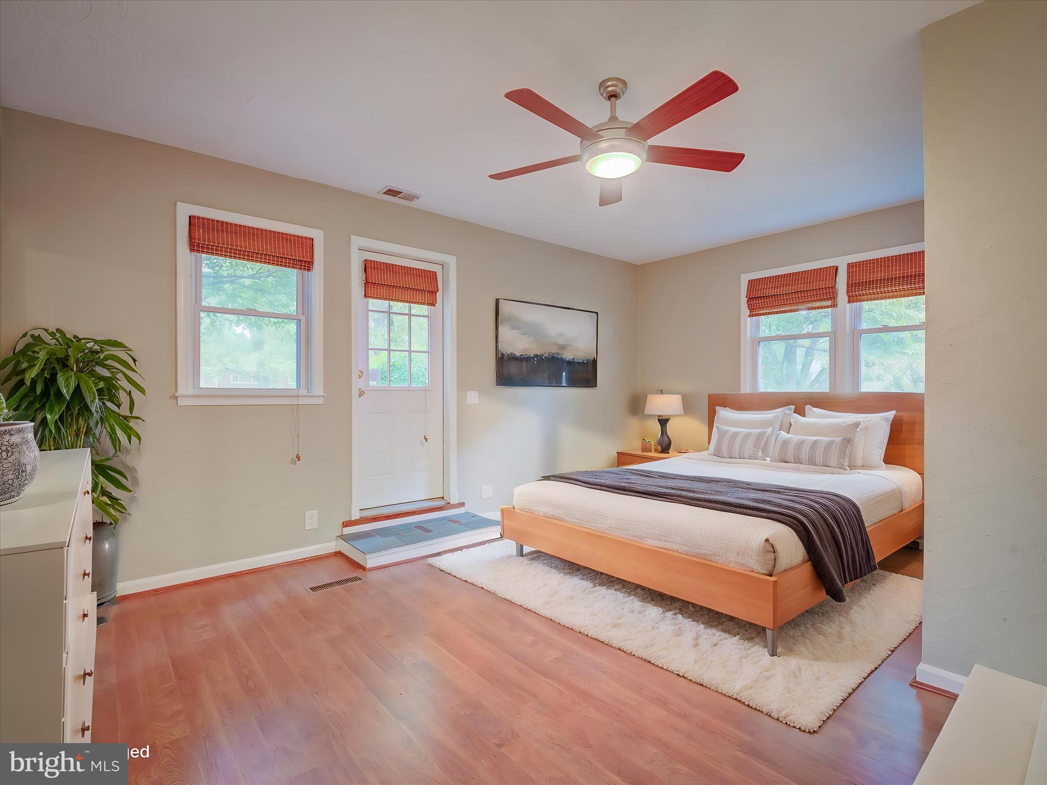 COURTLAND PARK - Residential