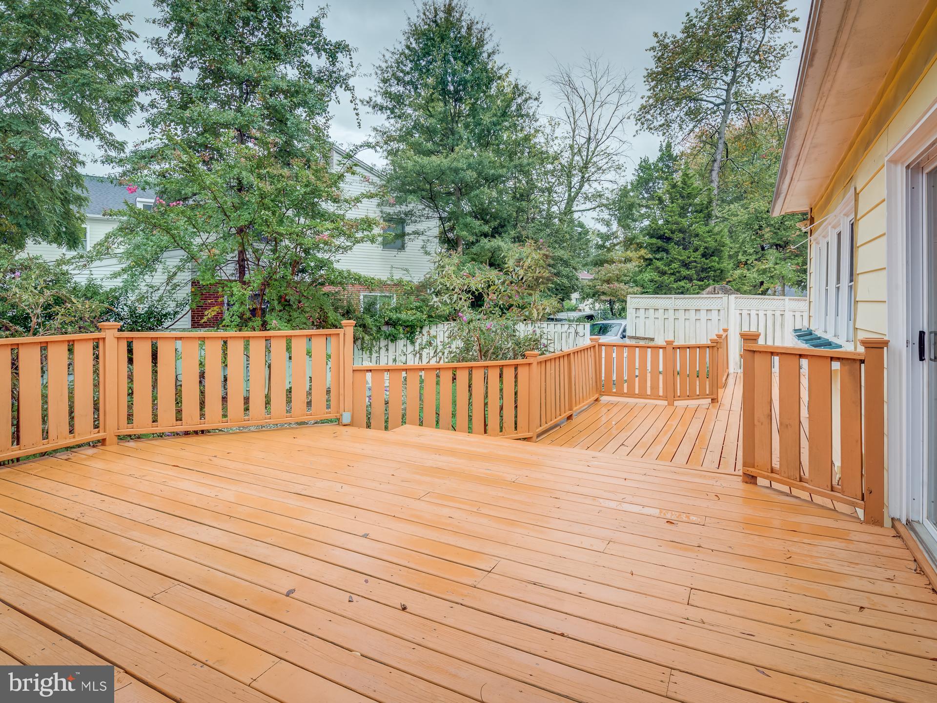 COURTLAND PARK - Residential