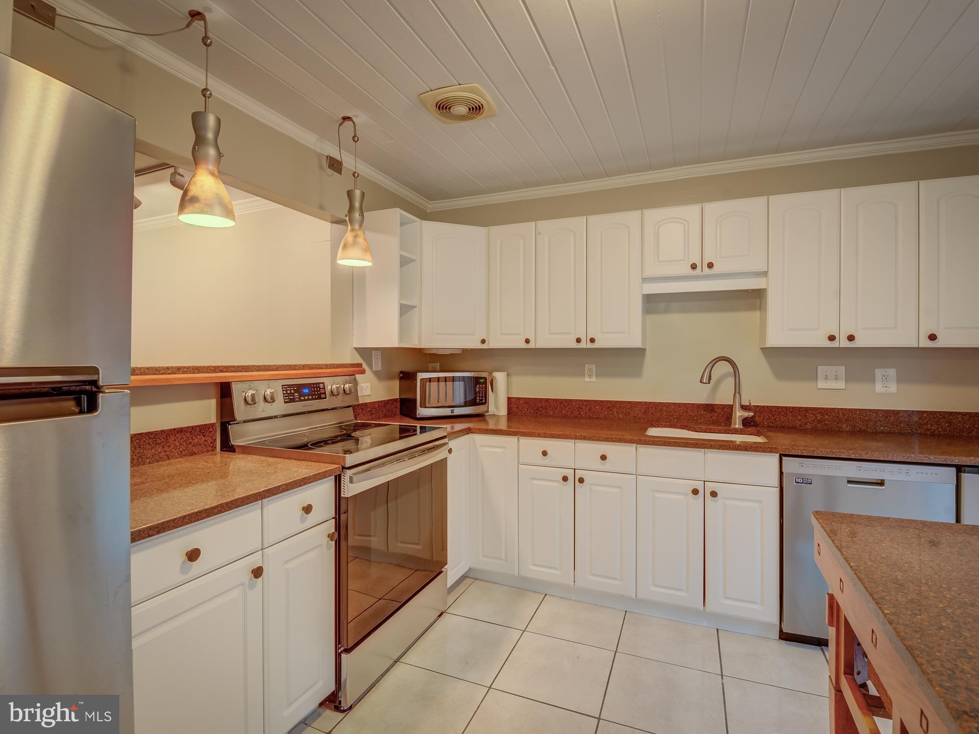 COURTLAND PARK - Residential