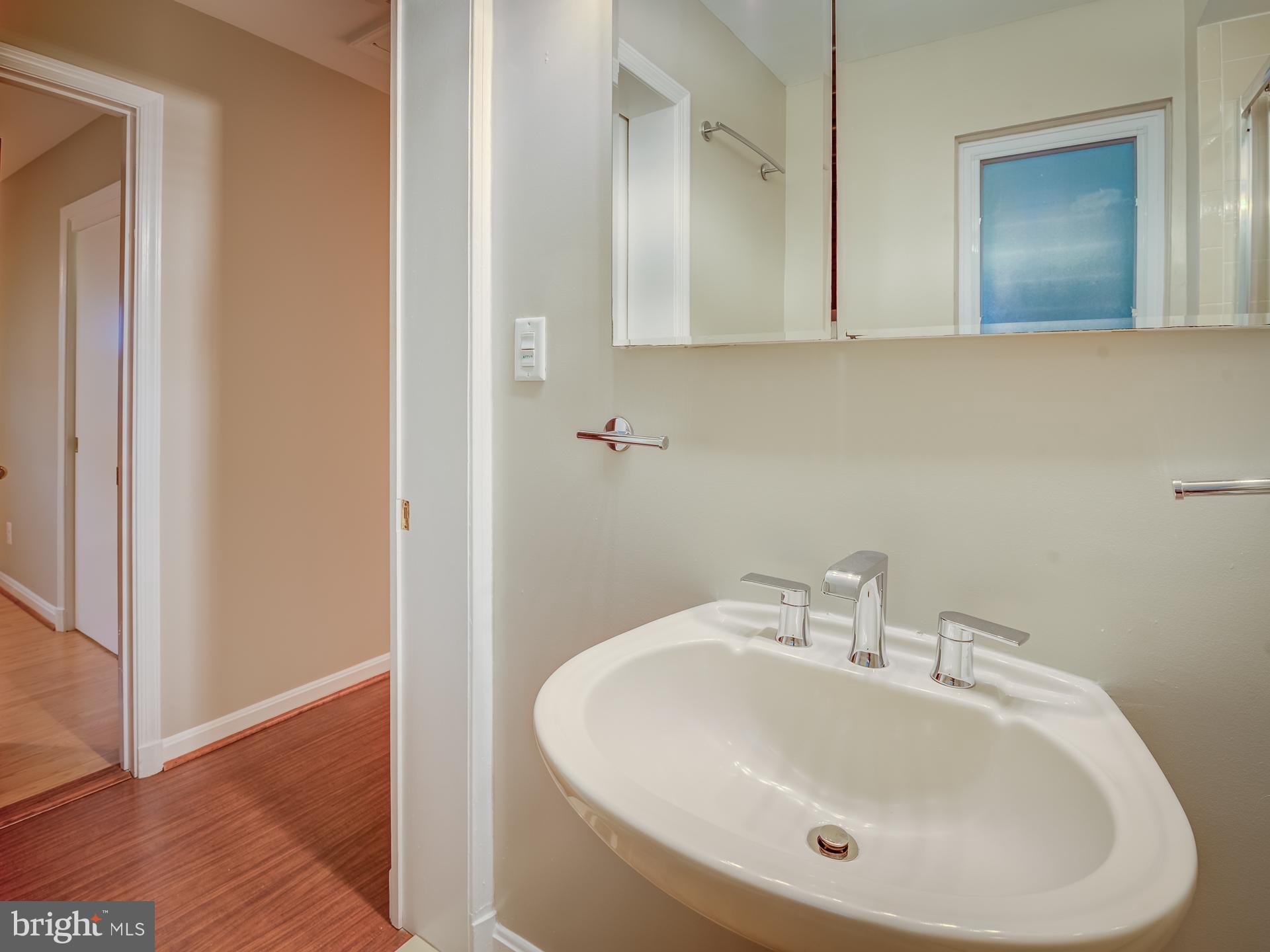 COURTLAND PARK - Residential