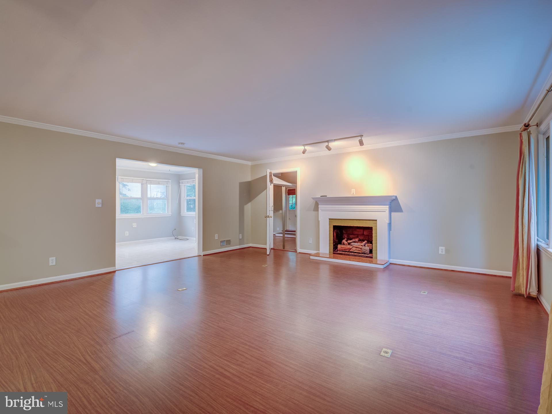 COURTLAND PARK - Residential