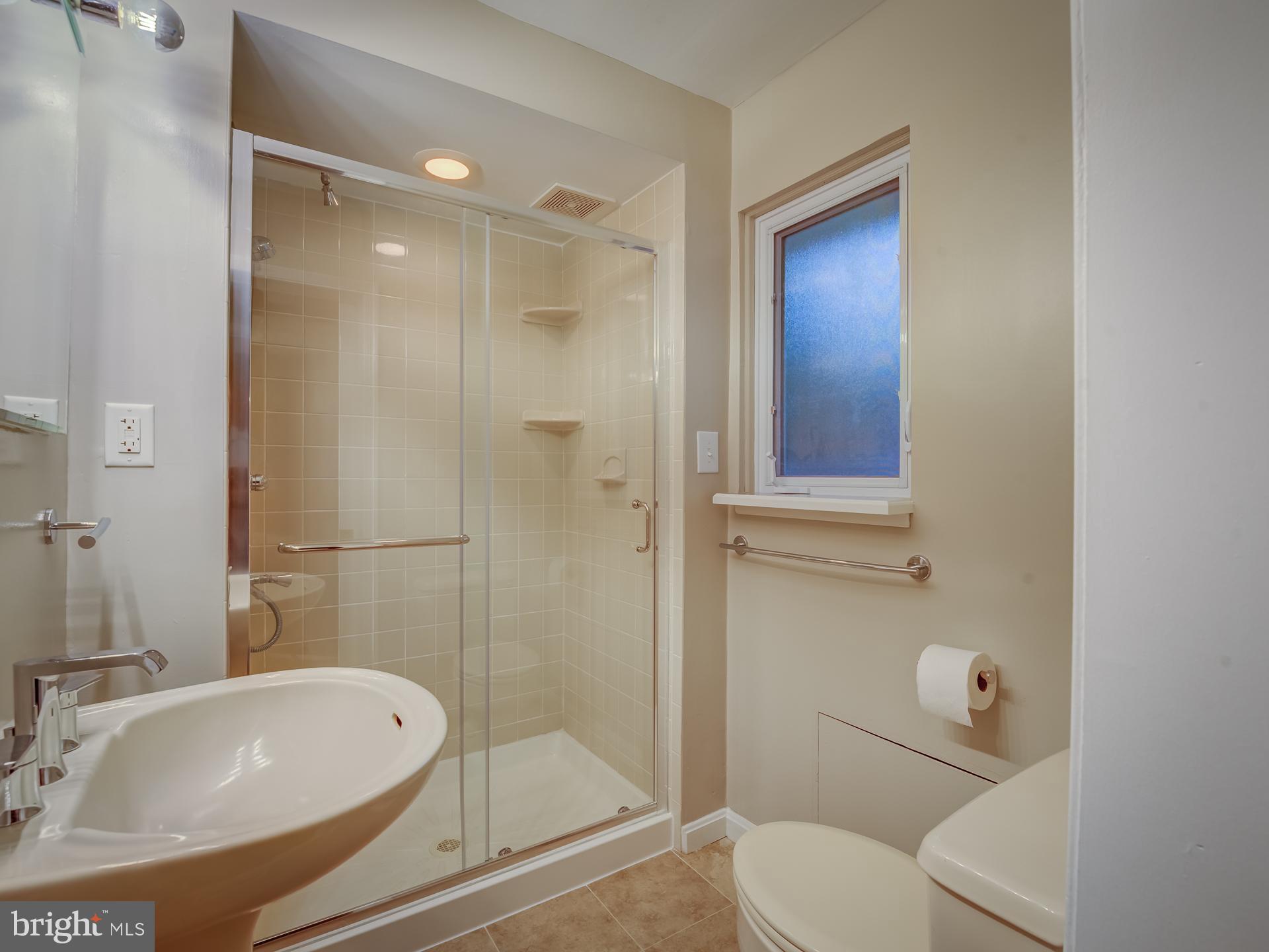 COURTLAND PARK - Residential